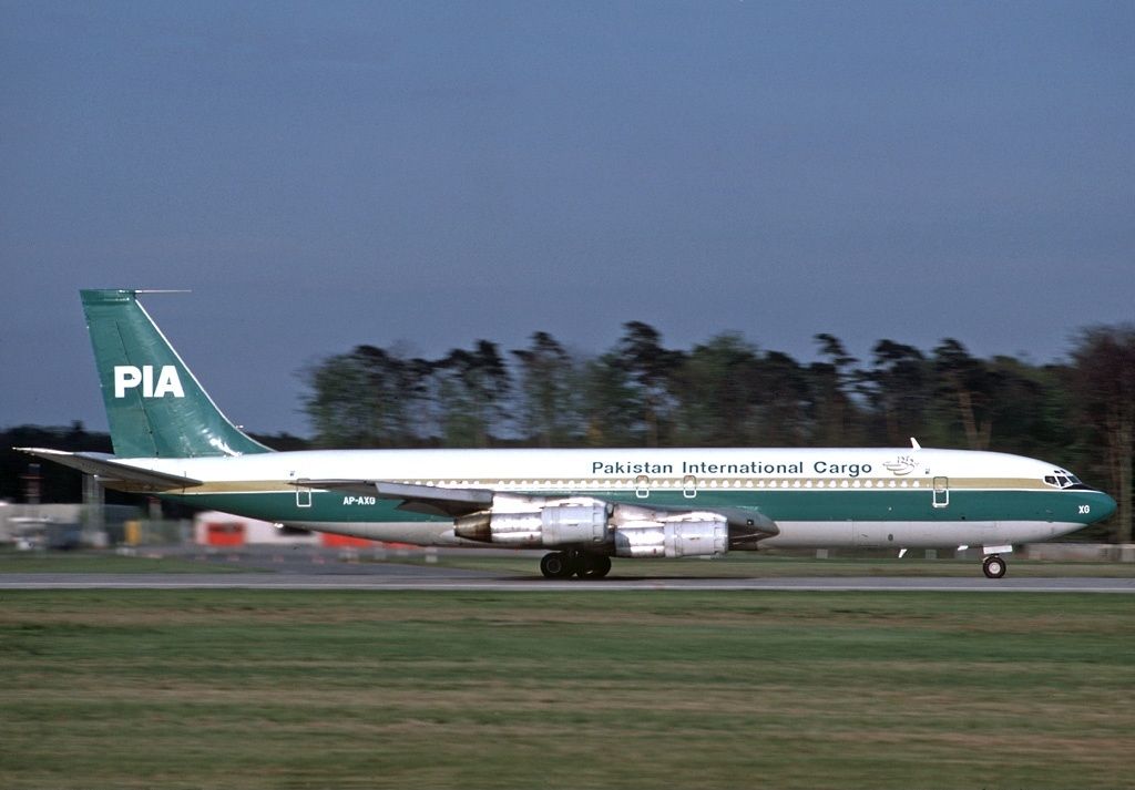 Pakistan International Airlines Boeing 707