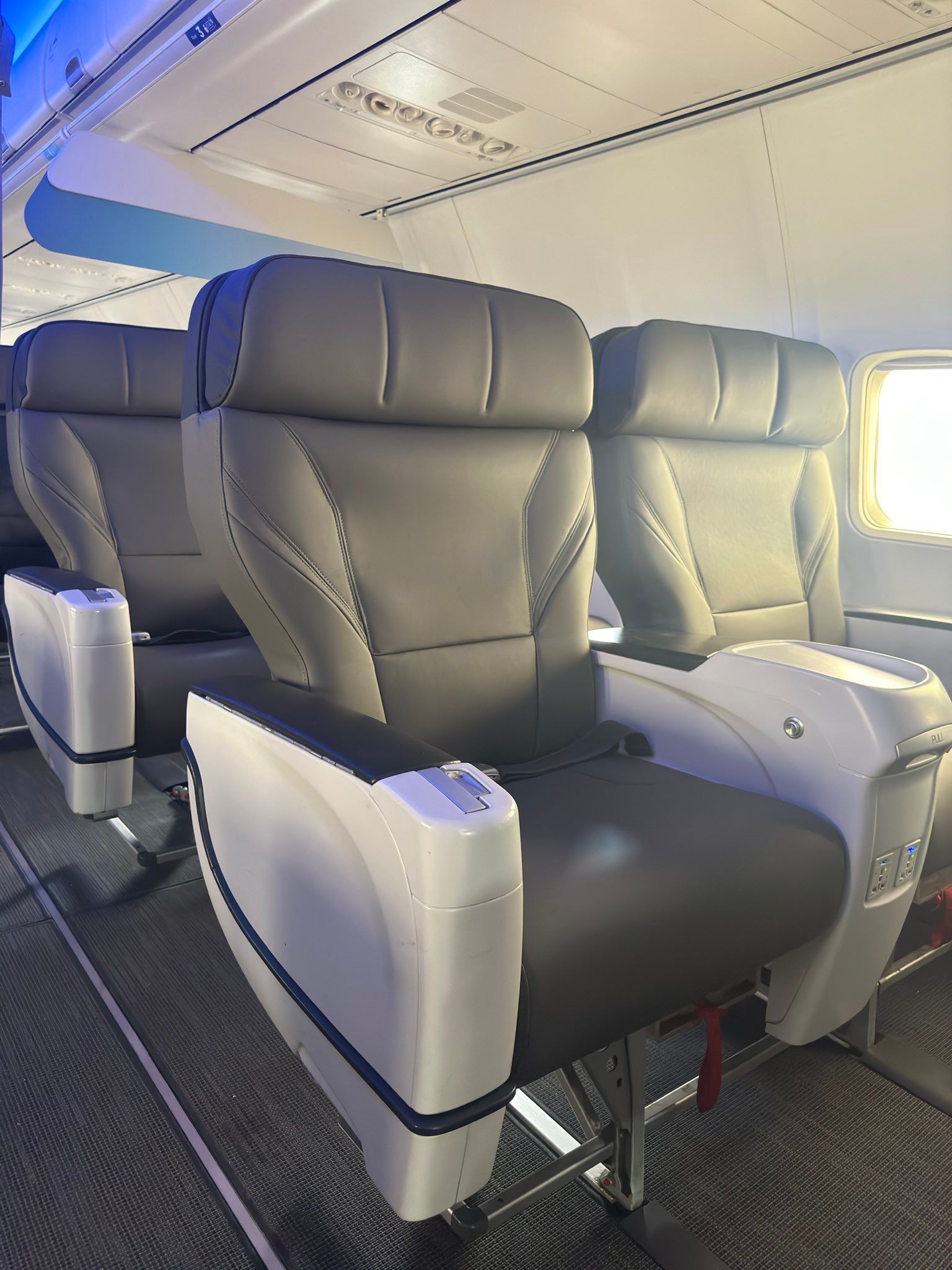 Recaro CL4710 Business Class Seat used in Alaska Airlines First Class