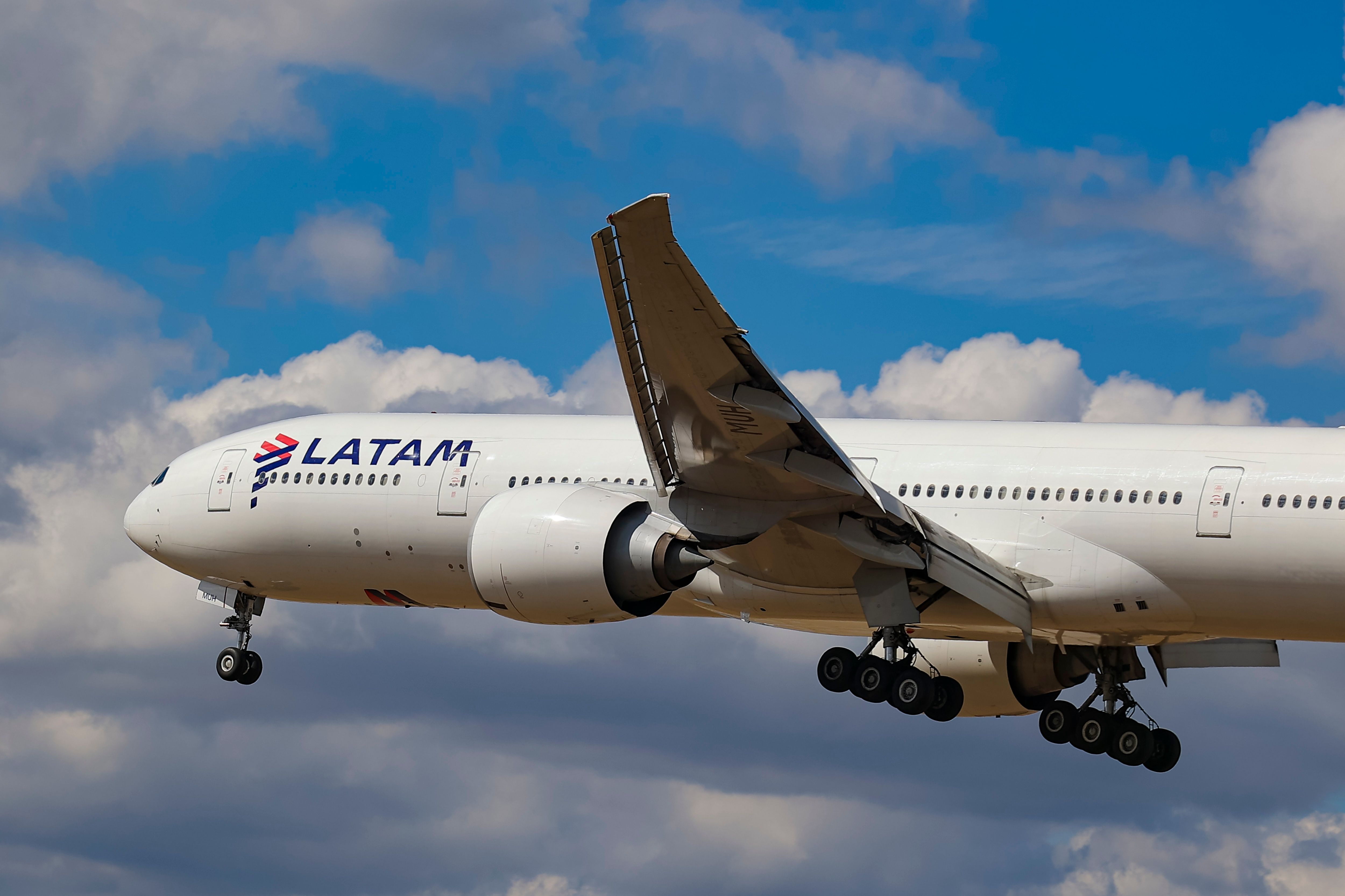 A LATAM aircraft