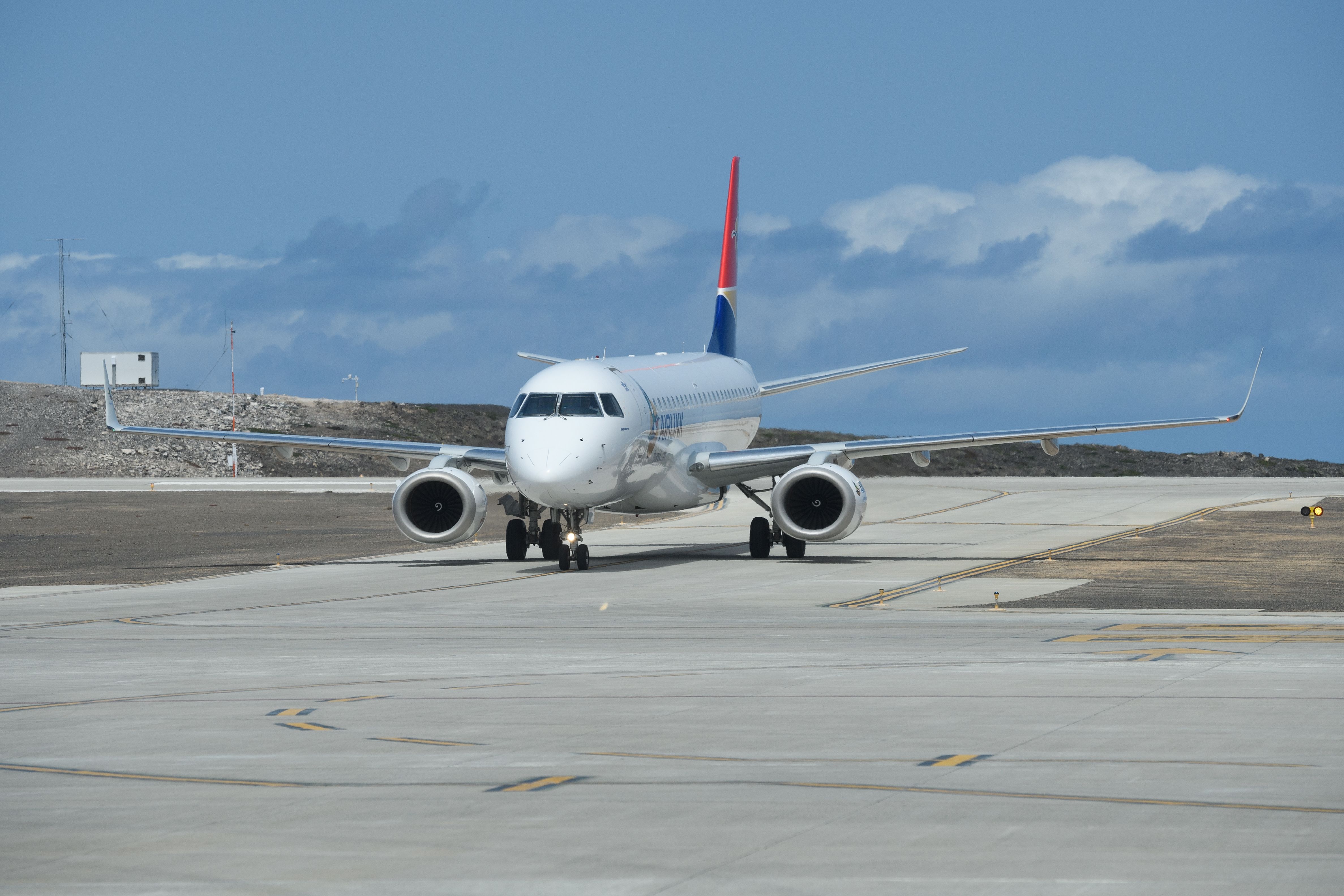 Airlink E190 at St Helena Airport