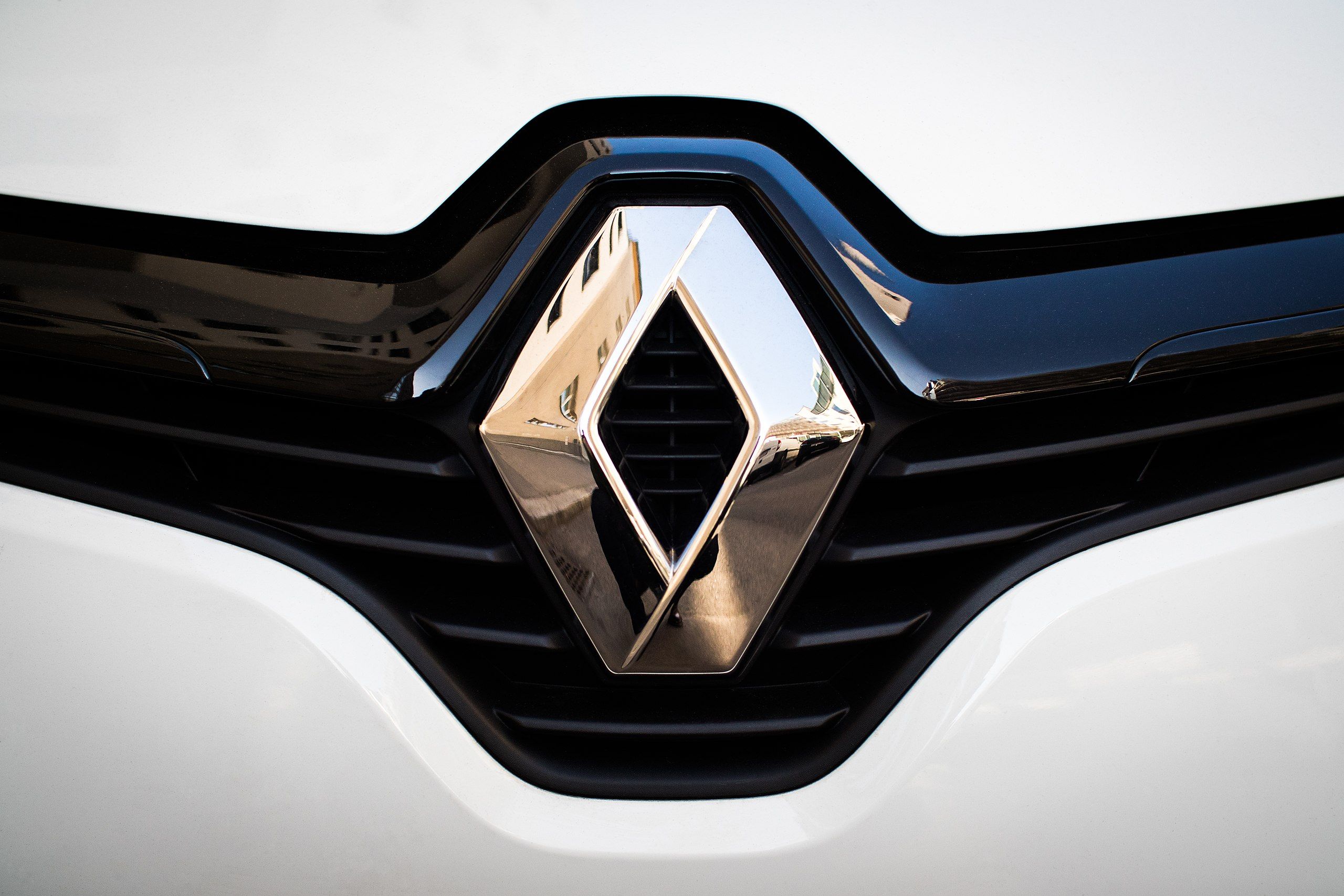 RENAULT badge on a car