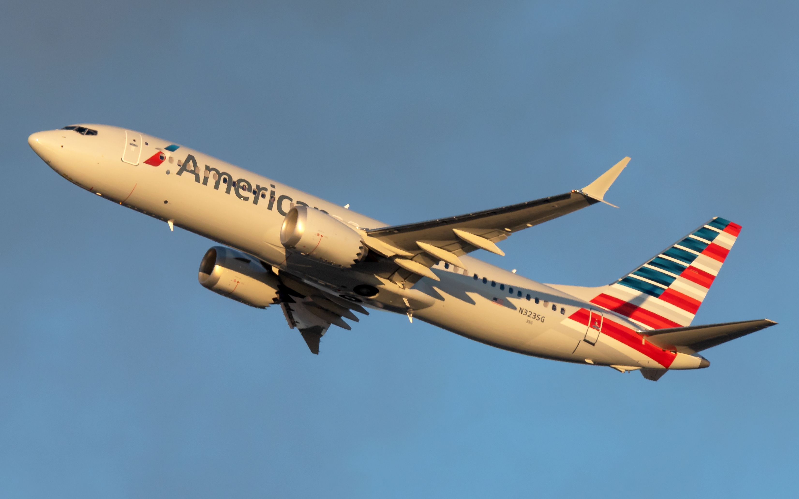 American Airlines Boeing 737 MAX 8 N323SG