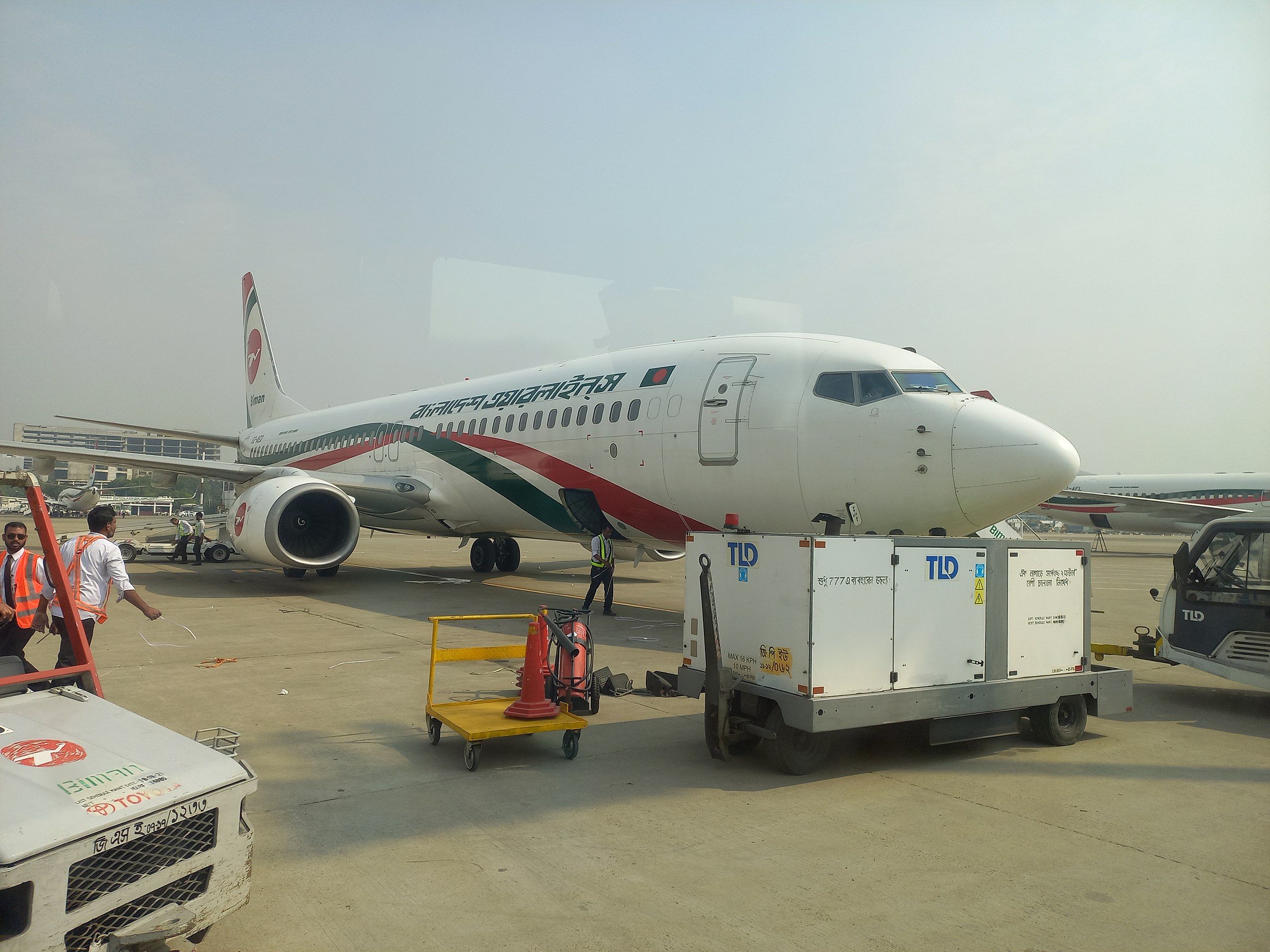 Biman Bangladesh Airlines Boeing 737