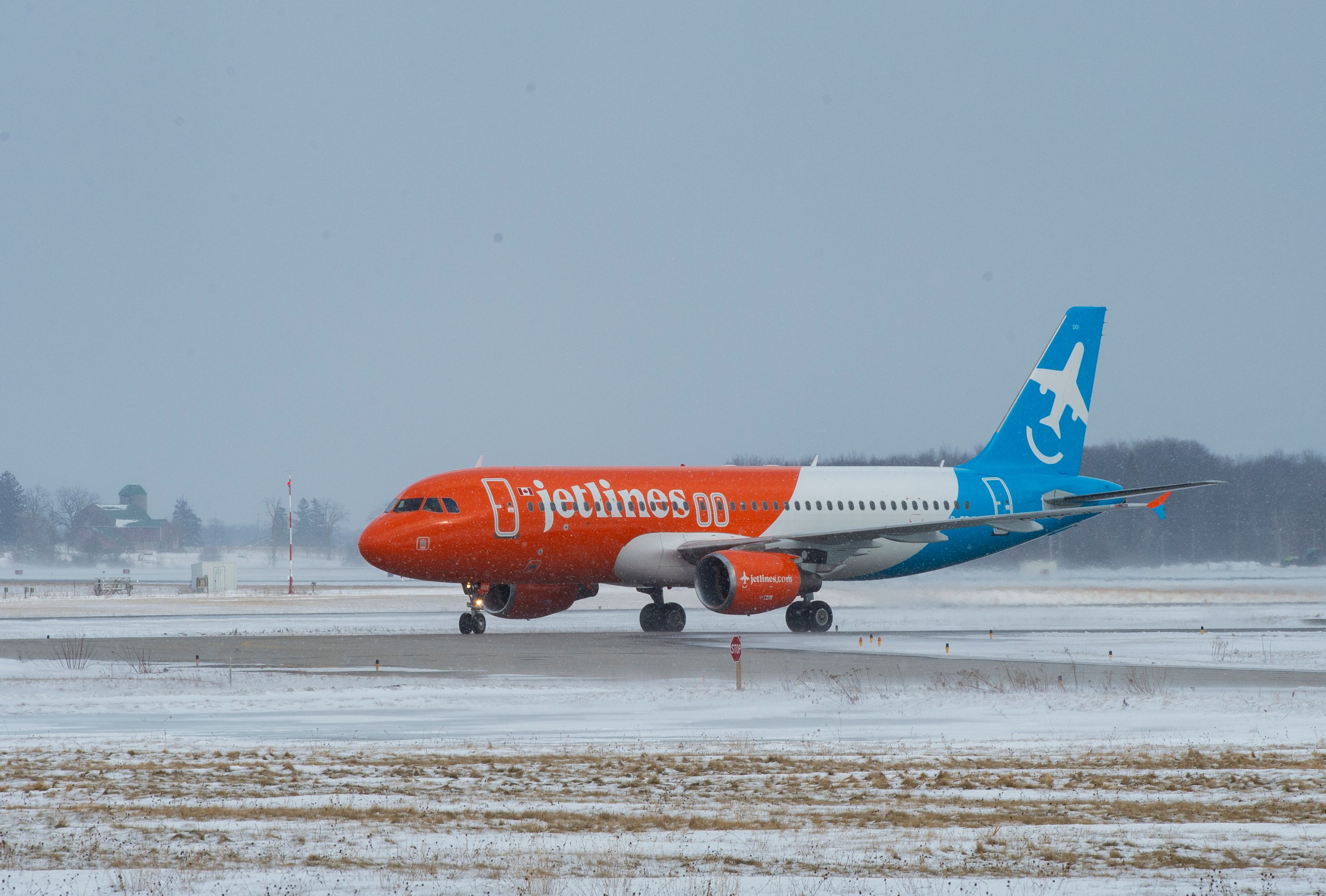 Canada Jetlines YYZ-YVR