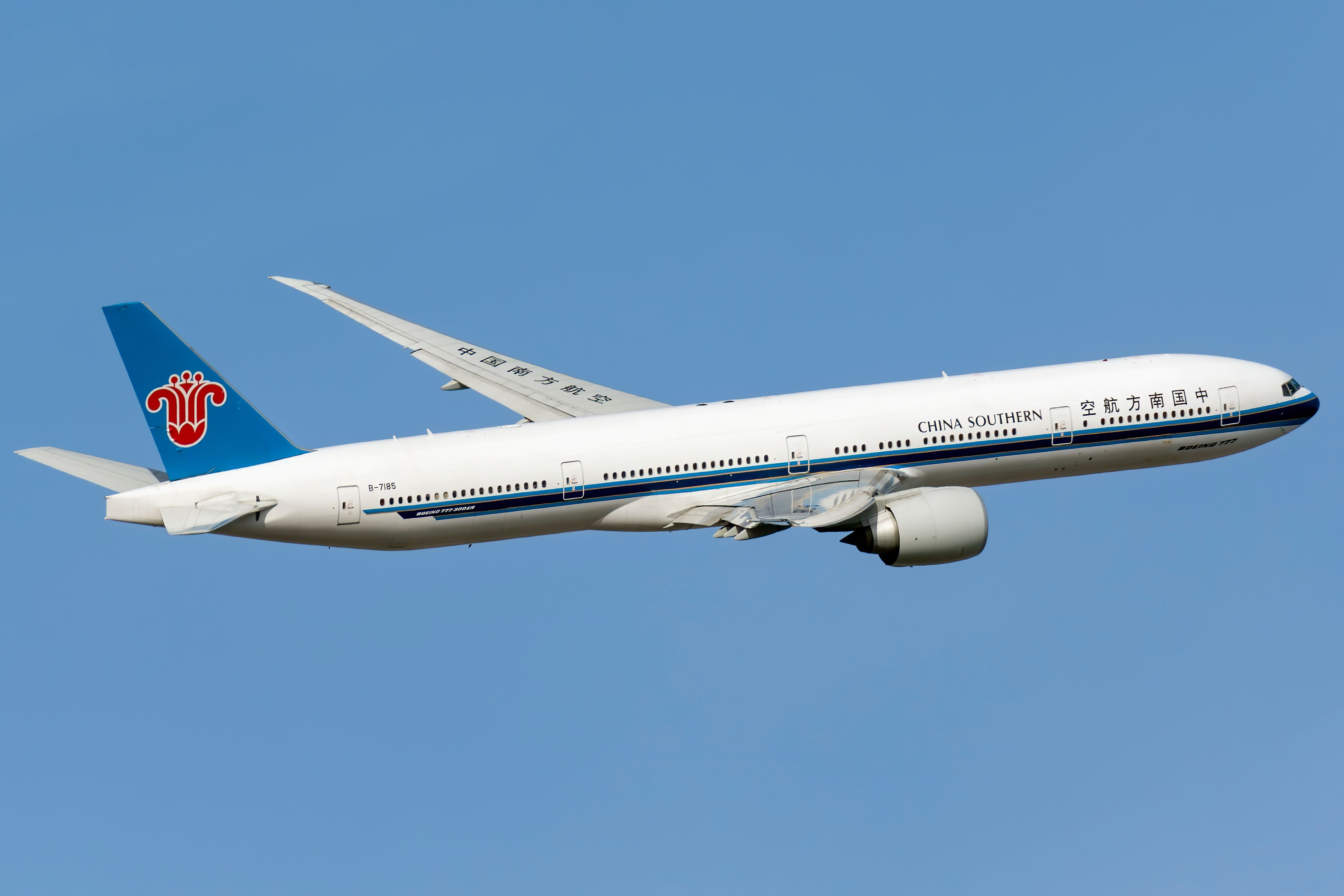 China Southern Airlines Boeing 777-31B(ER) B-7185