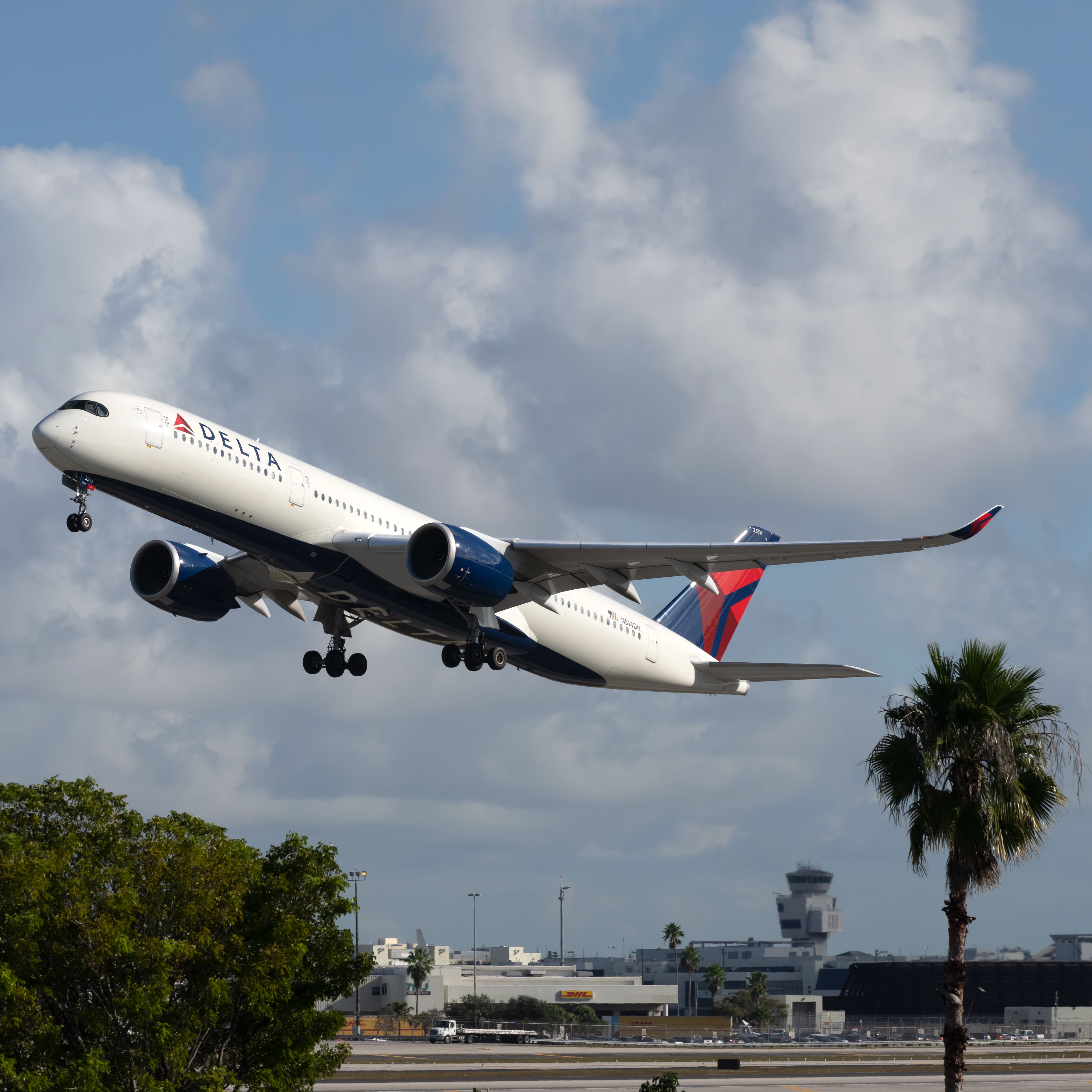 Delta Air Lines Airbus A350-941 blasting off from Miami International Airport