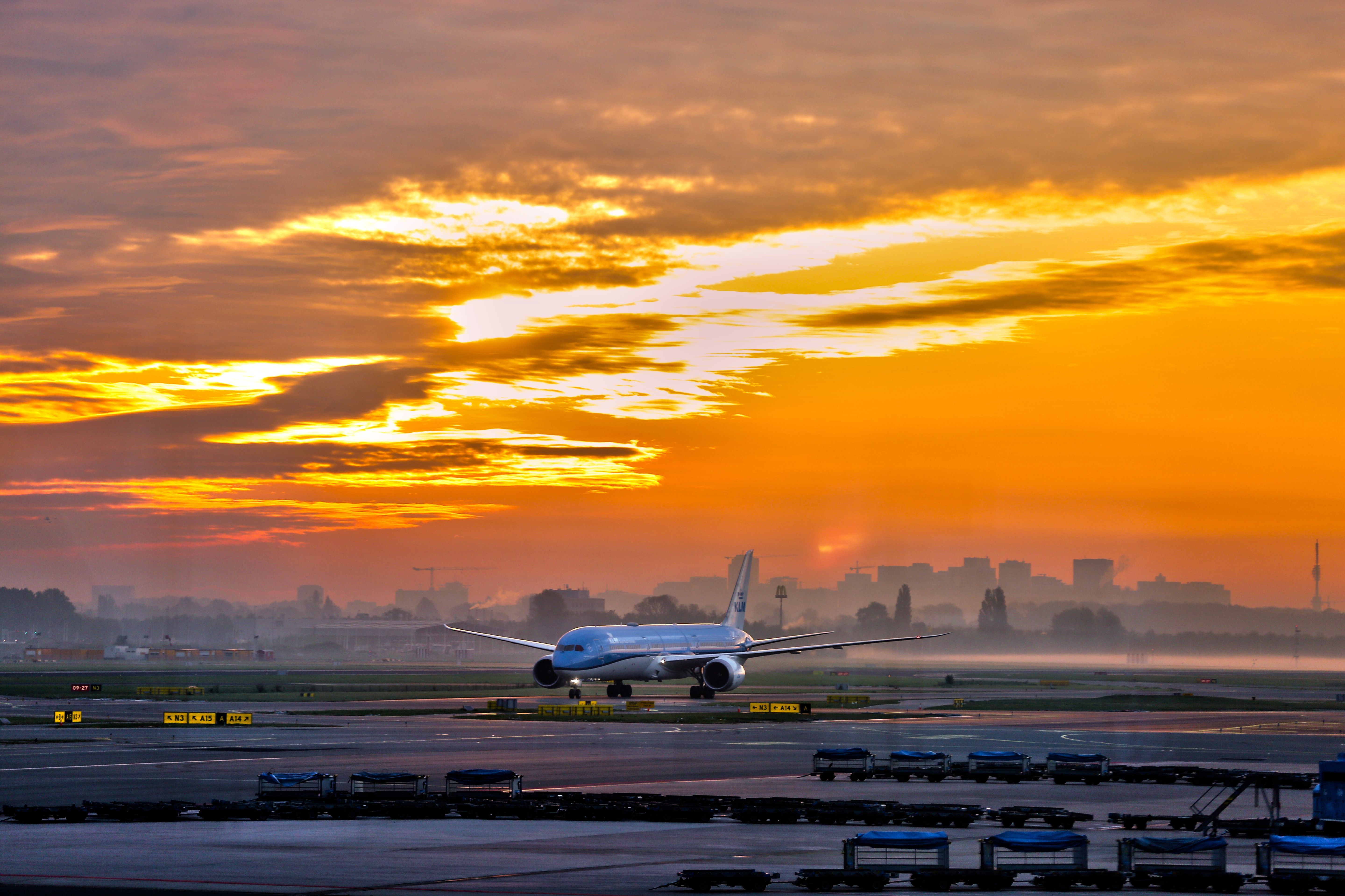 KLM Boeing 787 Sunrise