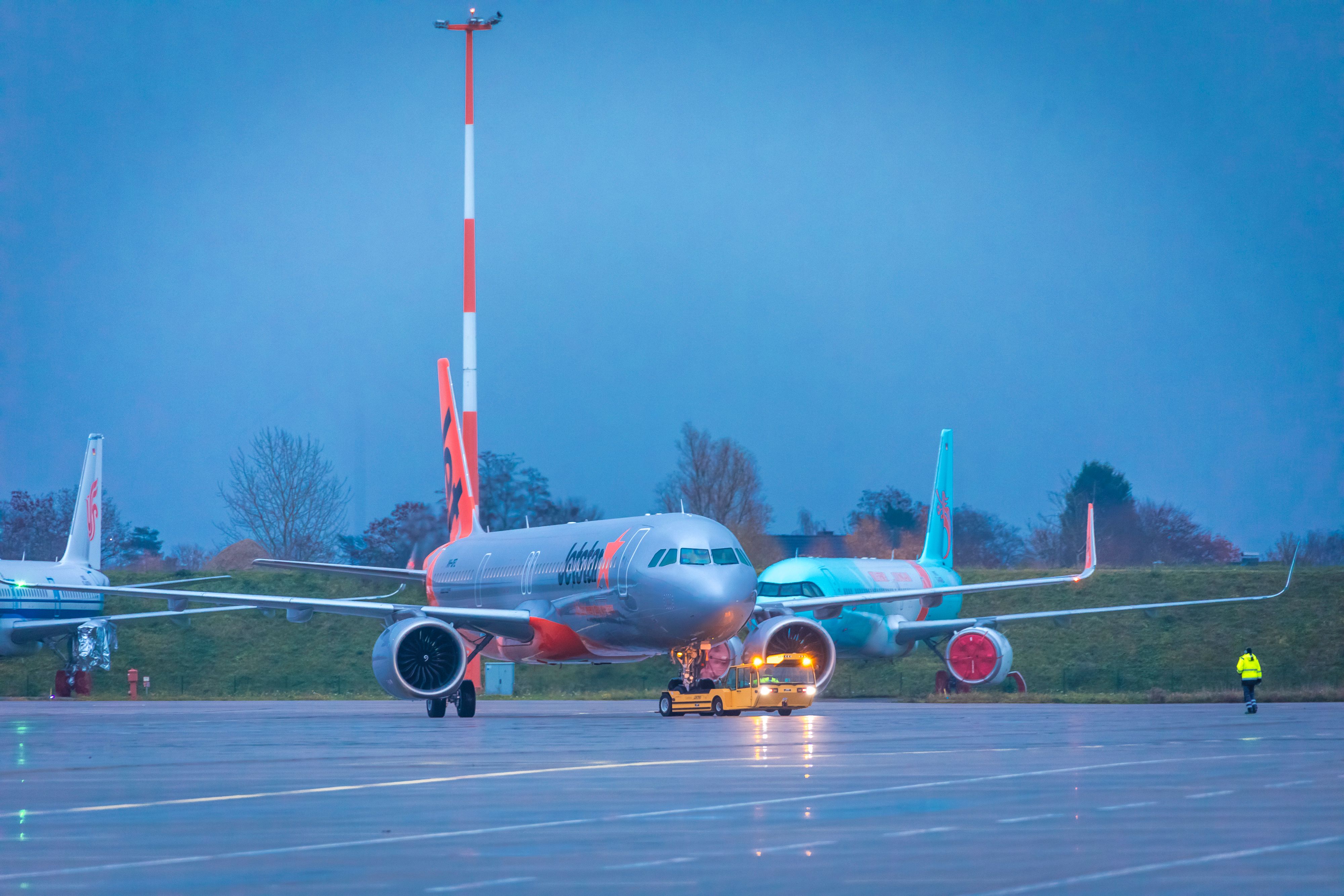 Jetstar Unwraps Its New A321LR Before Christmas