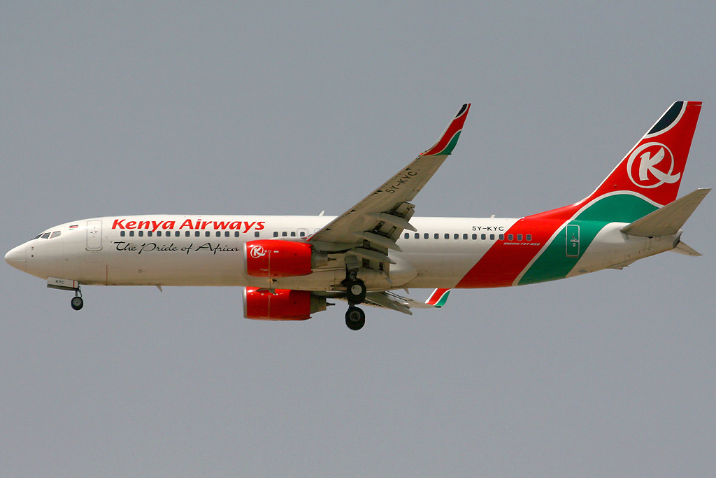 Kenya Airways Boineg 737-800