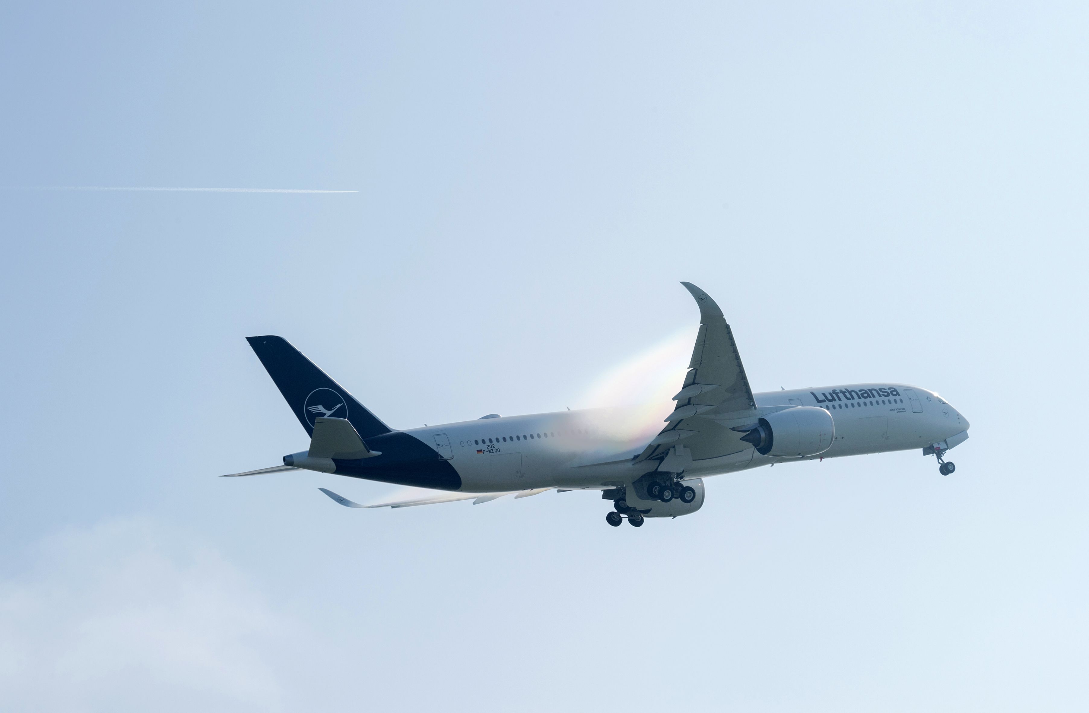 Lufthansa Airbus A350 Remains Stuck In Angola 4 Days After Diversion