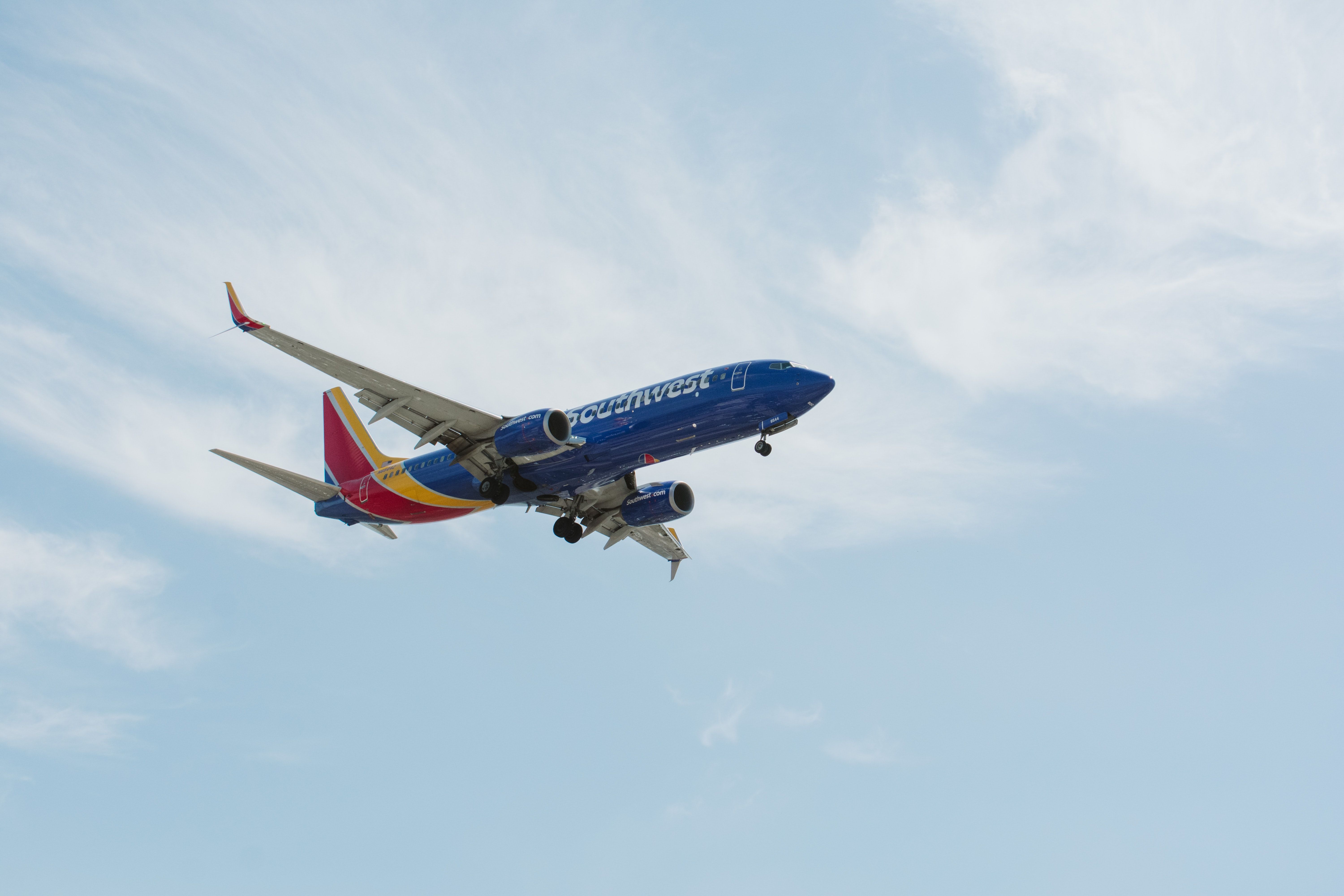 Southwest Airlines Boeing 737-800 on approach.
