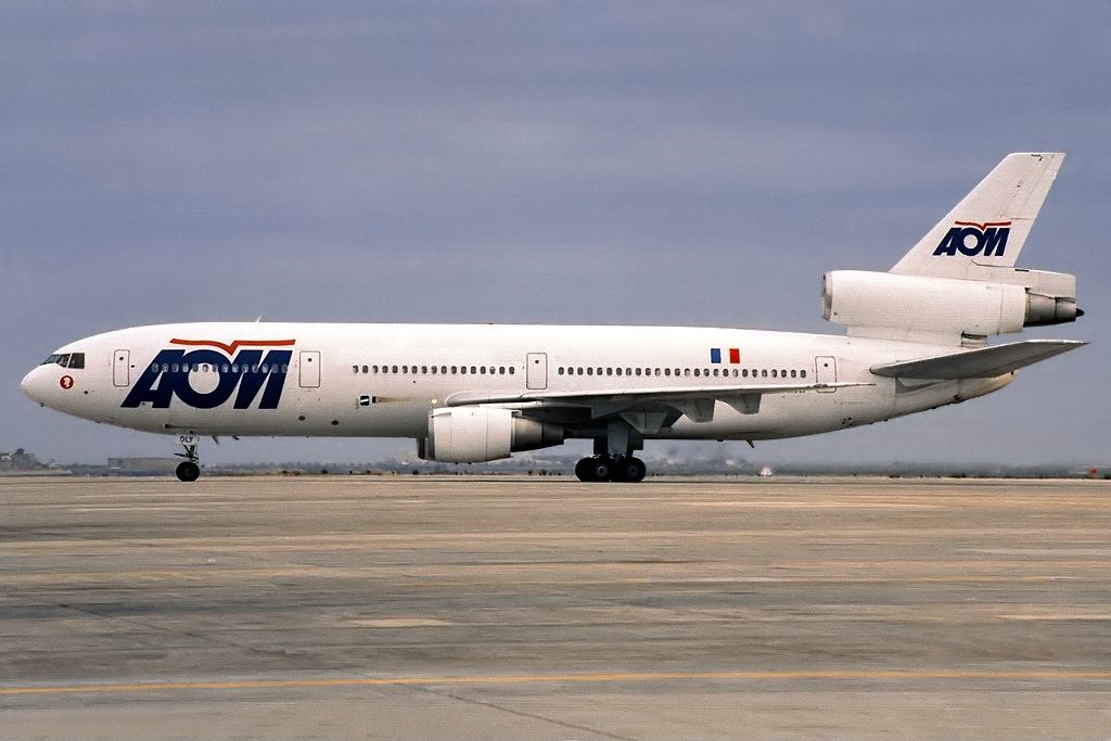 McDonnell_Douglas_DC-10-30,_AOM_French_Airlines_JP160462