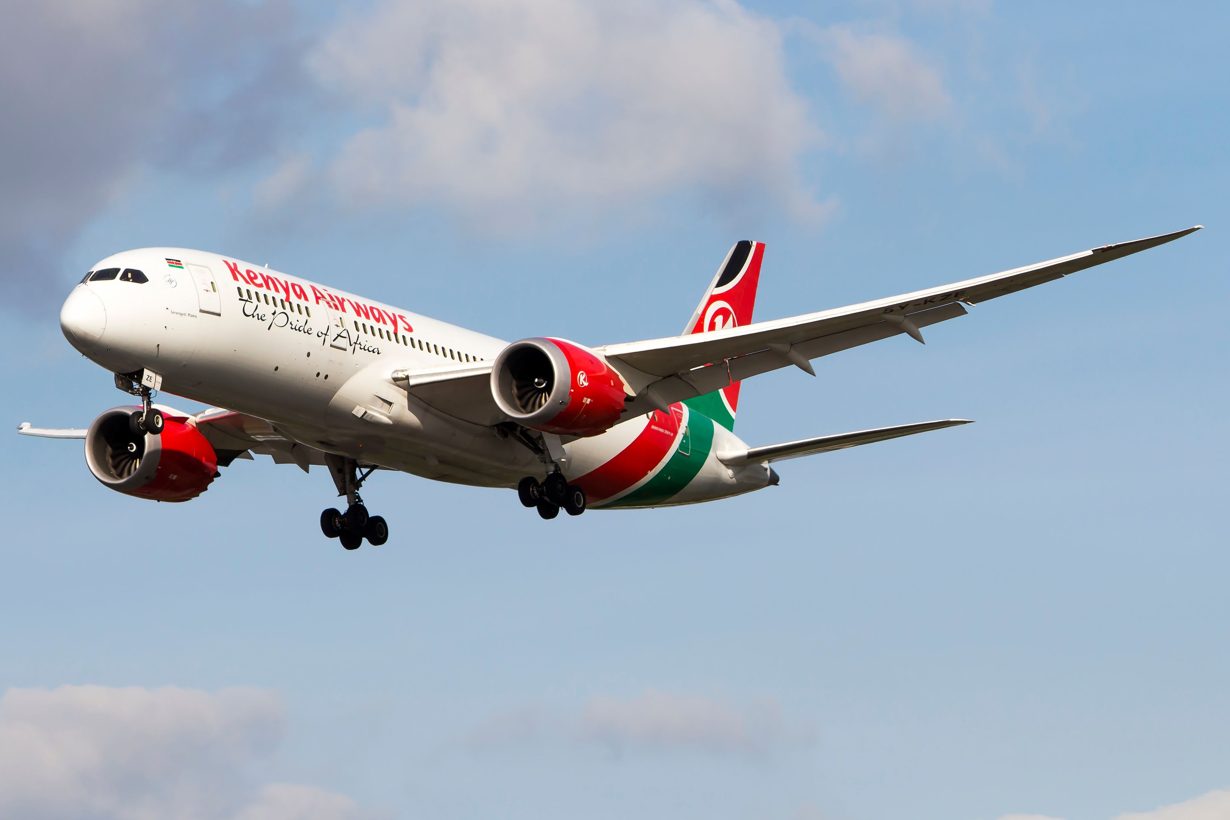Kenya Airways Boeing 787-8 Dreamliner on approach. 