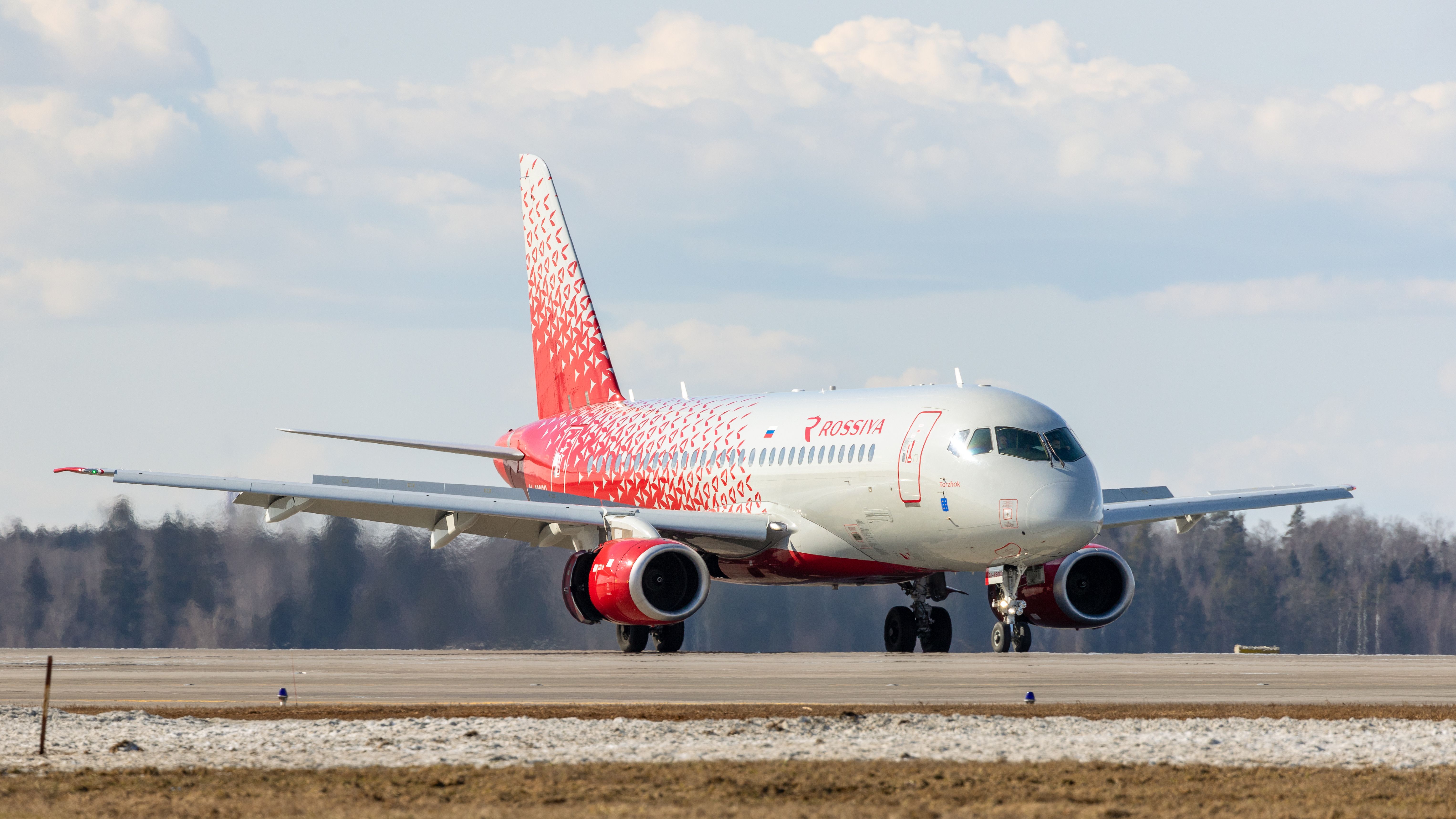 Sukhoi Superjet 100 RA-89060 Rossiya airlines landing at Sheremetyevo International Airport