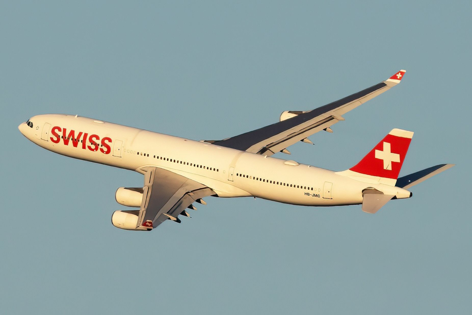 Swiss Airbus A340-300 HB-JMC