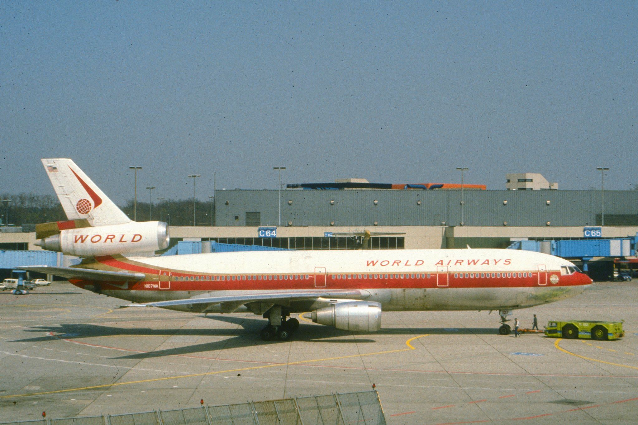 World Airways DC-10-30CF;