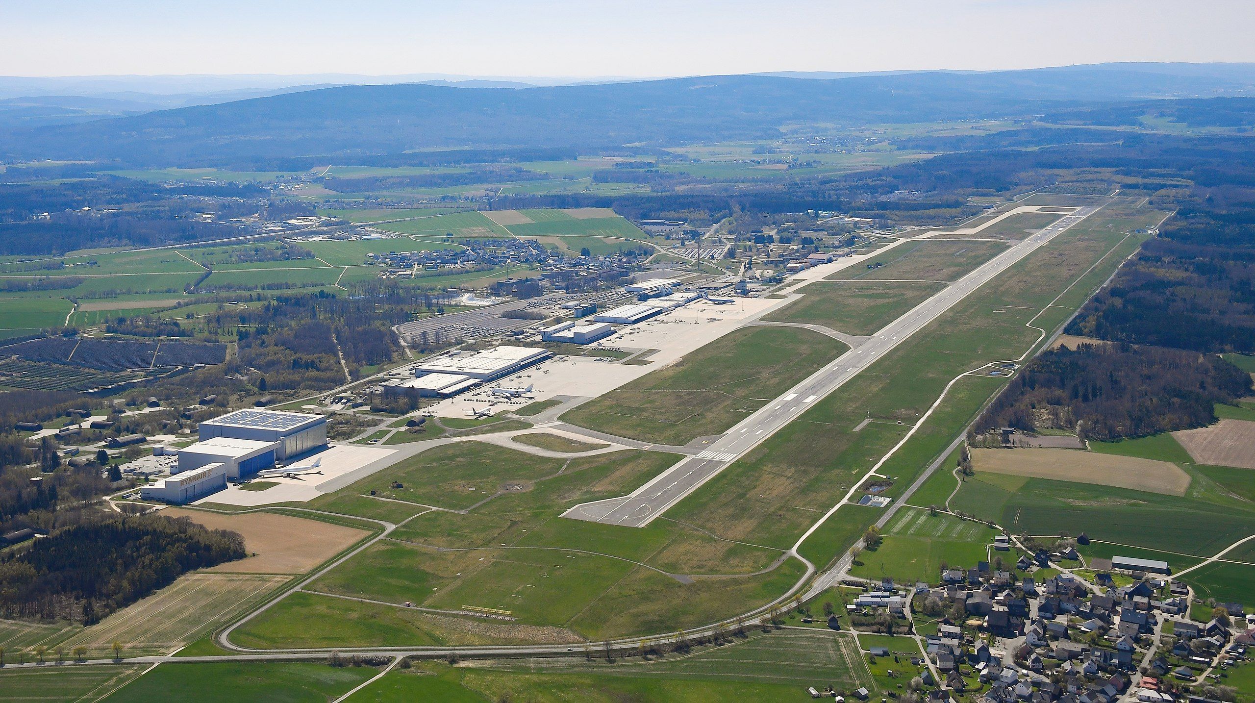 Nürburgring Owner ReEnters Frankfurt Hahn Bidding Race After Buyer