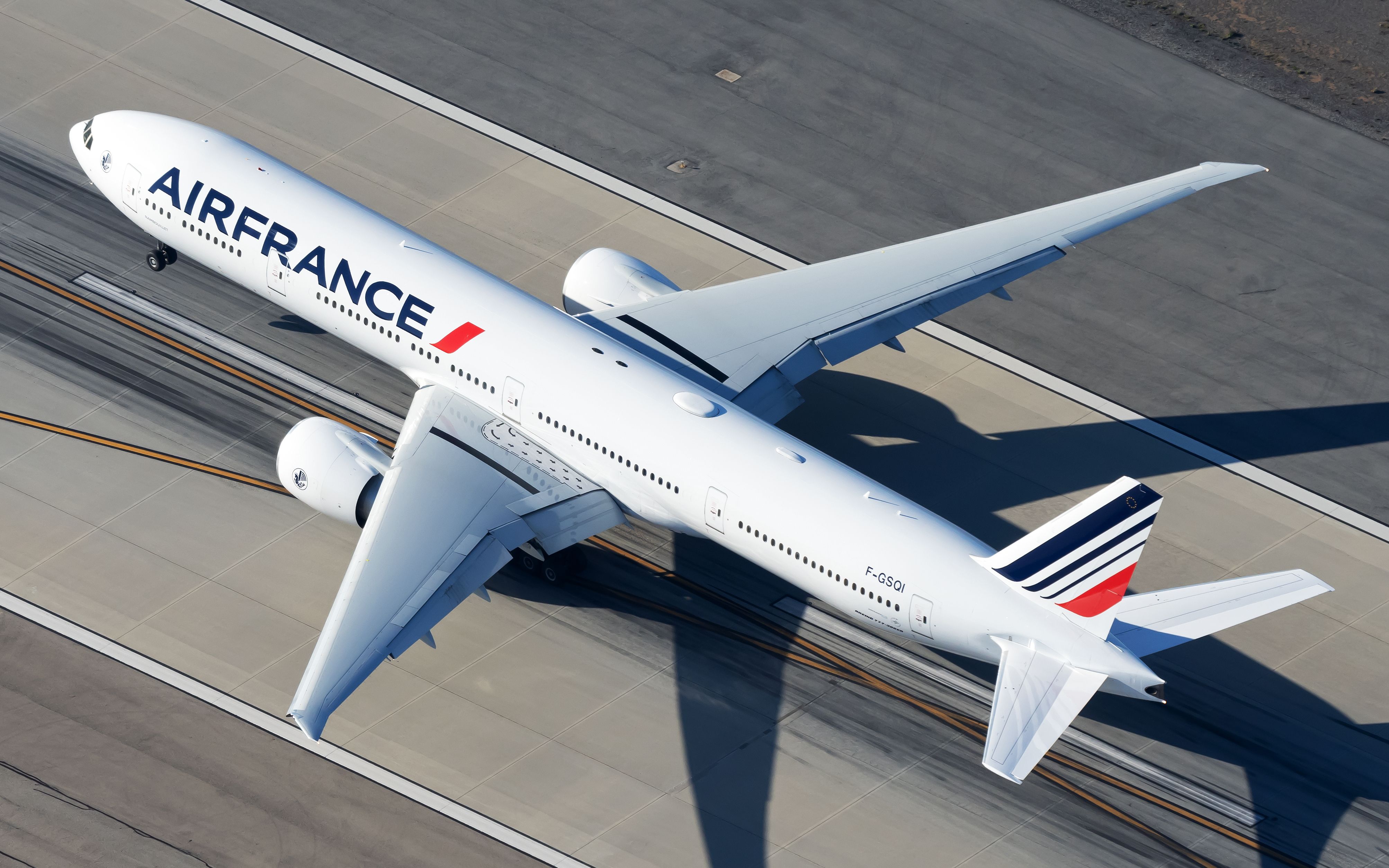 Air france Boeing 777-300(ER) F-GSQI (2)