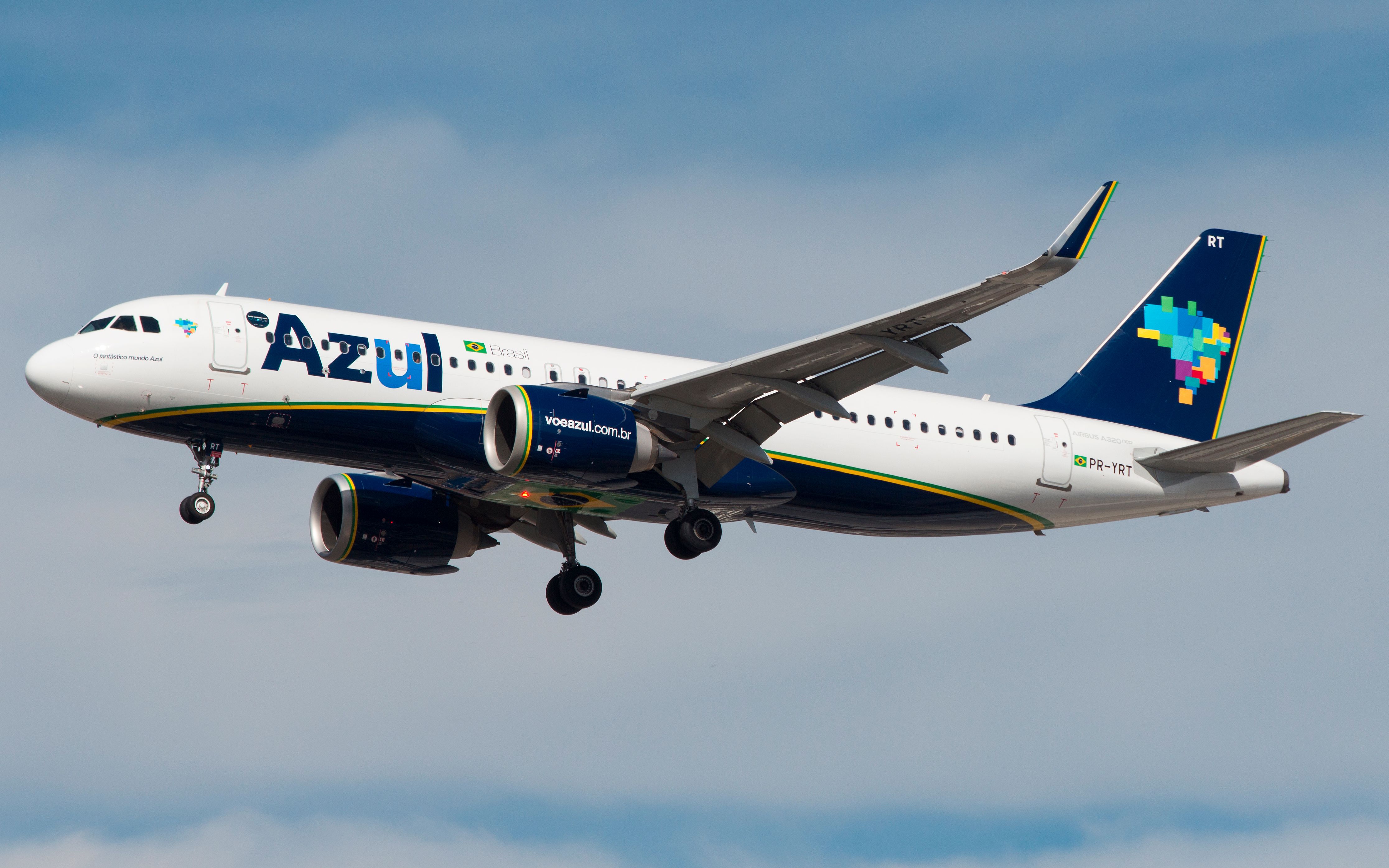 Airbus a320 Neo of Azul Linhas Aereas Brasileiras at Guarulhos International Airport, Sao Paulo - Brasil - 2019