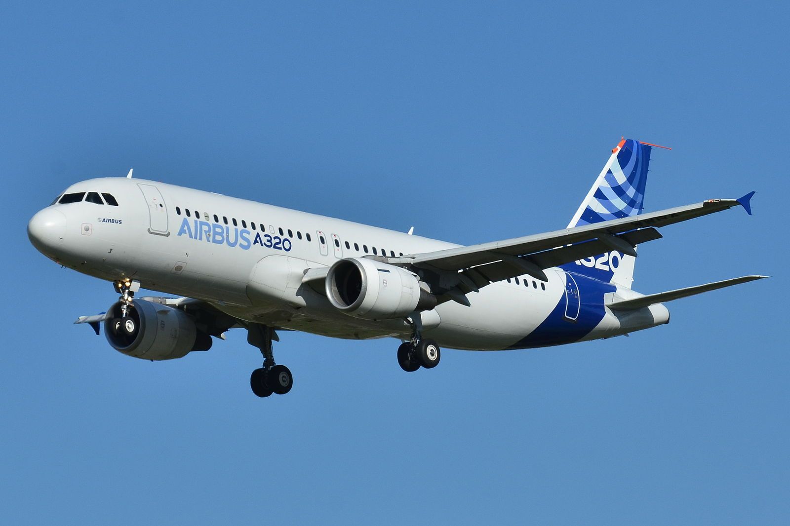 Airbus A320 in manufacturer livery