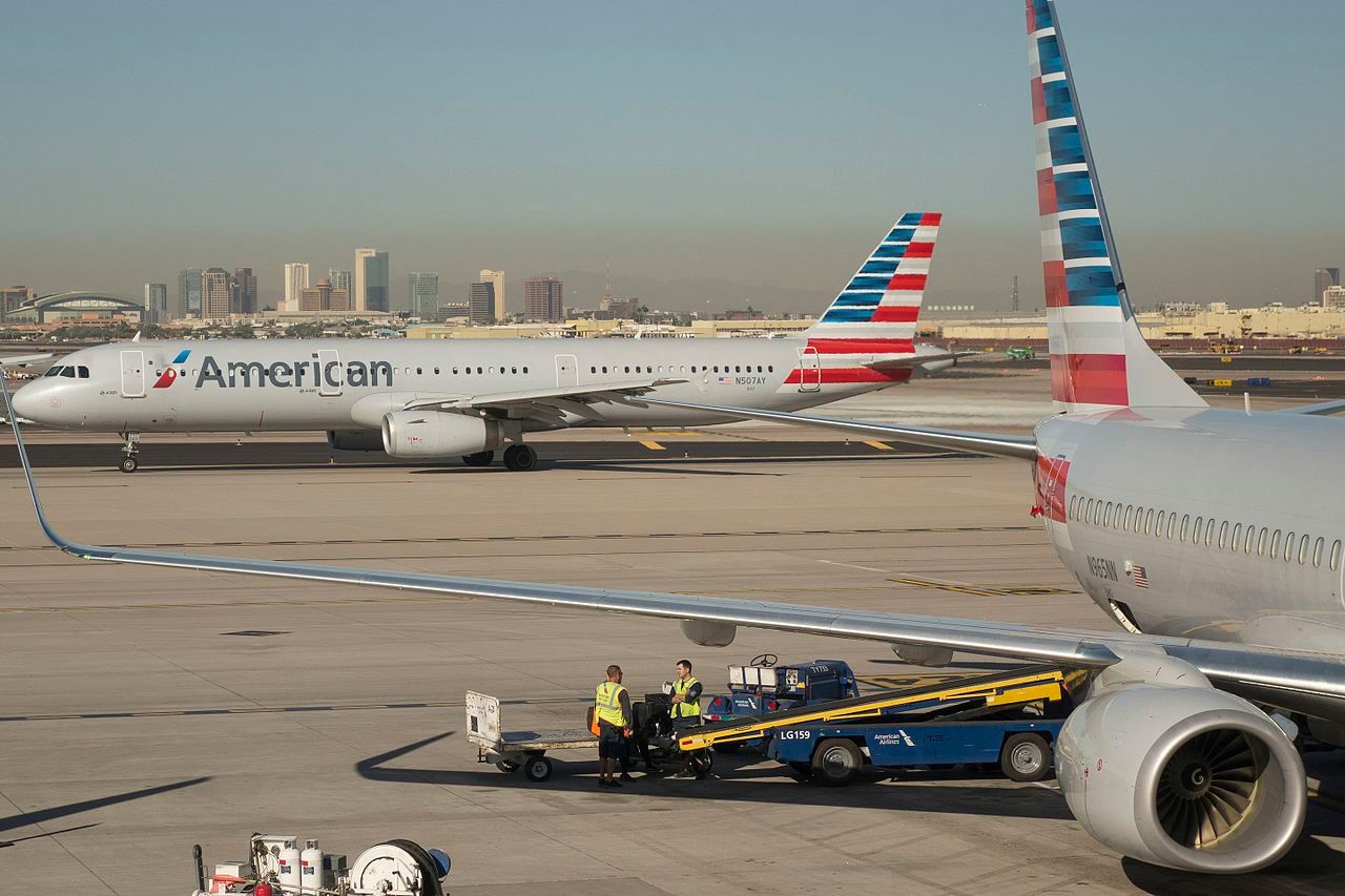 American_Airlines_PHX