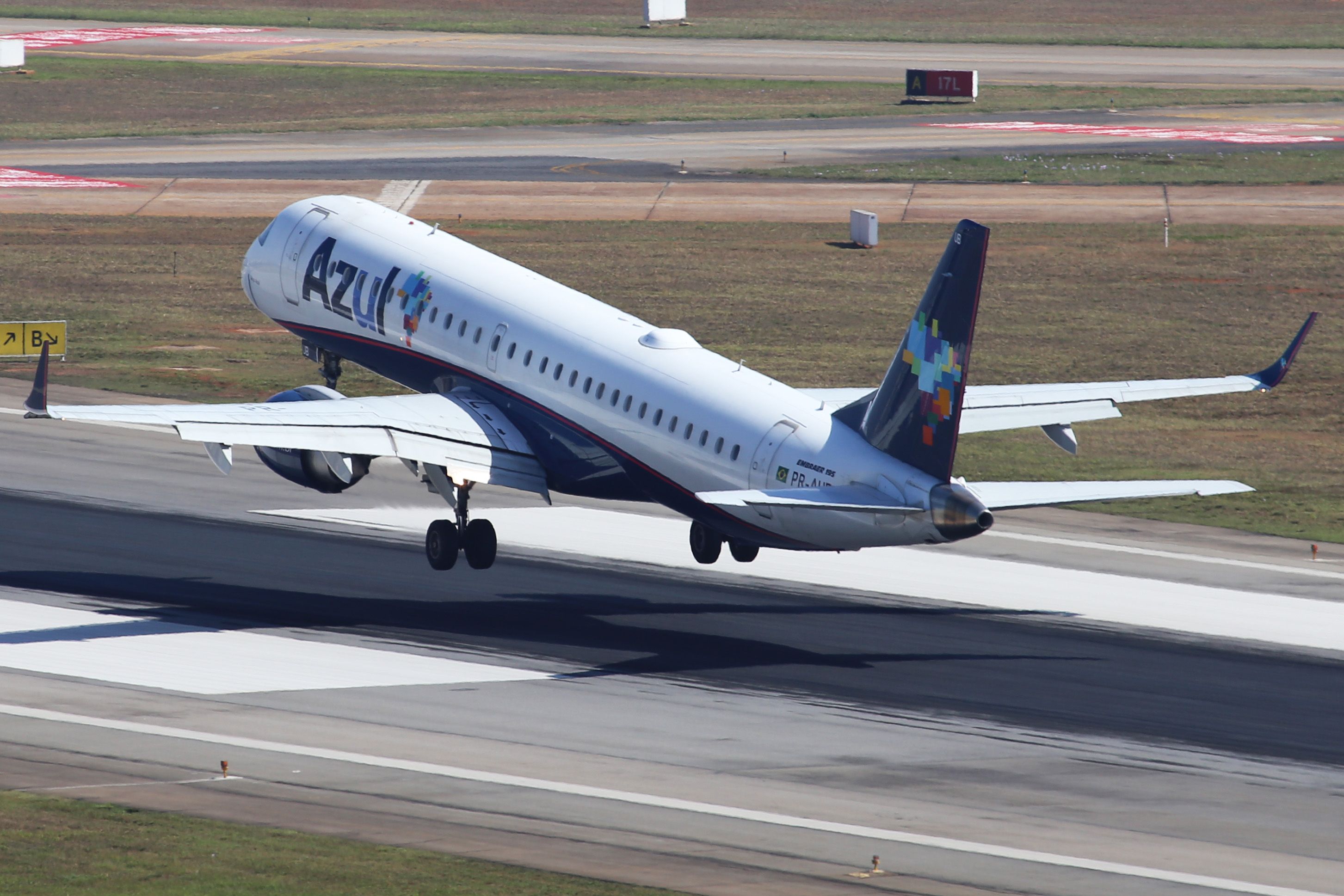 An Azul Embraer E195-E1 aircraft departing from Congonhas