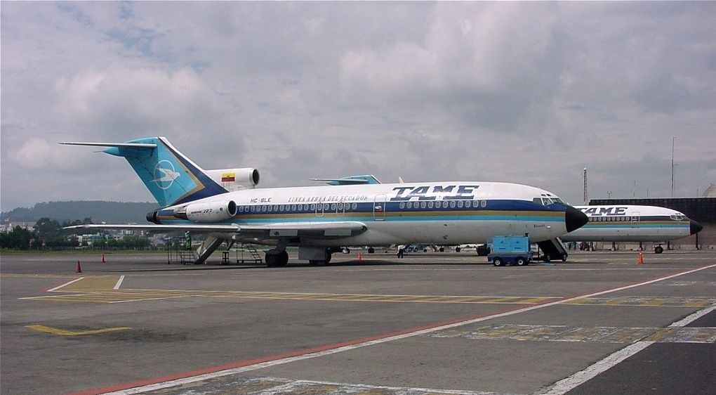TAME Boeing 727