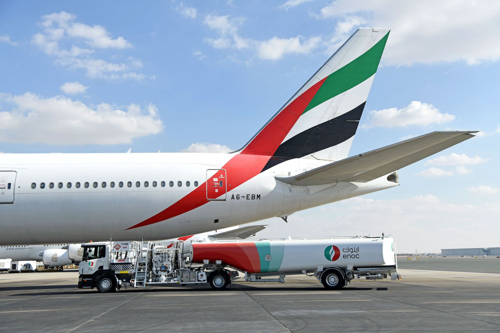 Emirates 777 refueling.