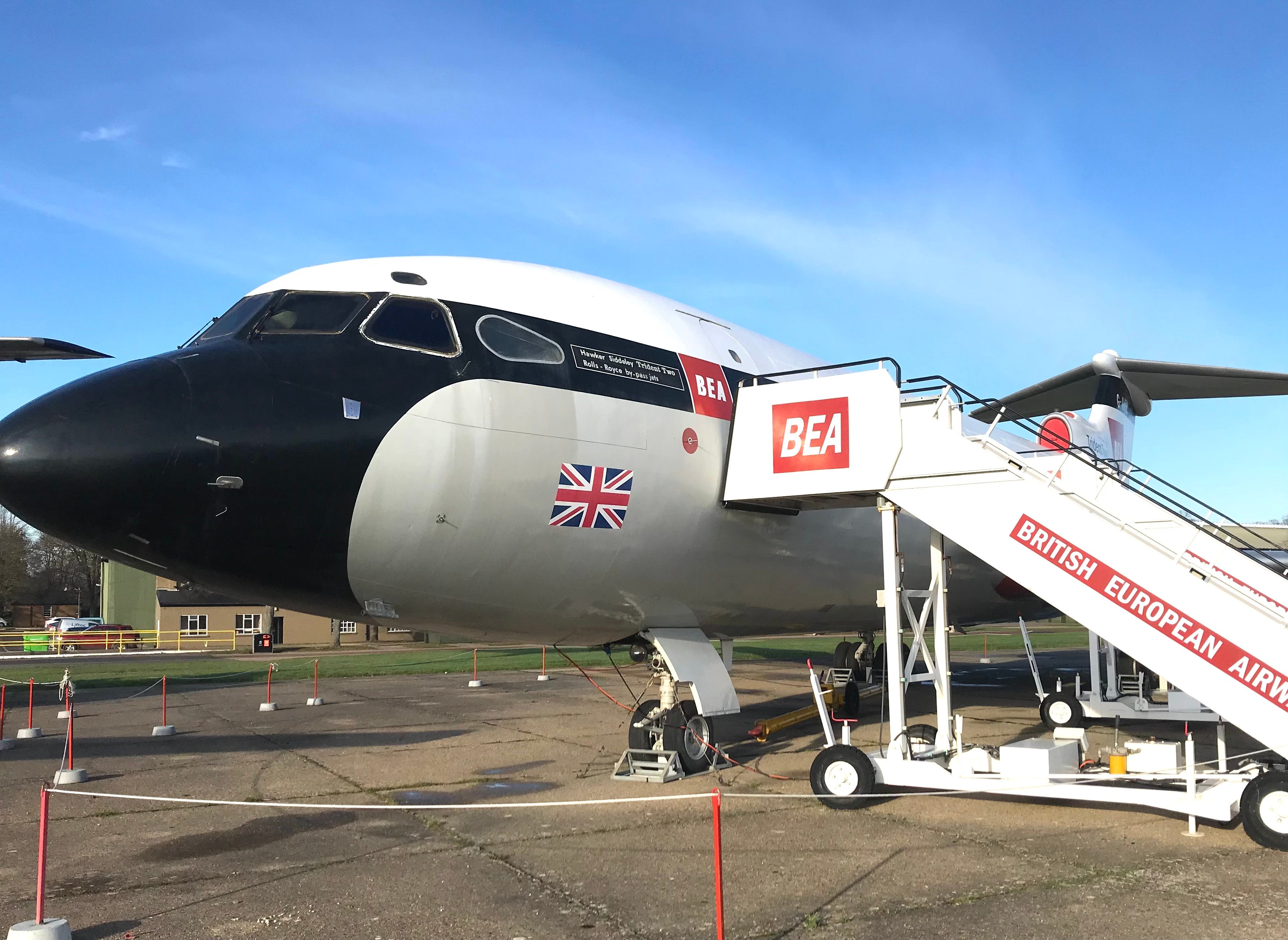 Spot The Difference - Boeing 727 Vs Hawker Siddeley Trident