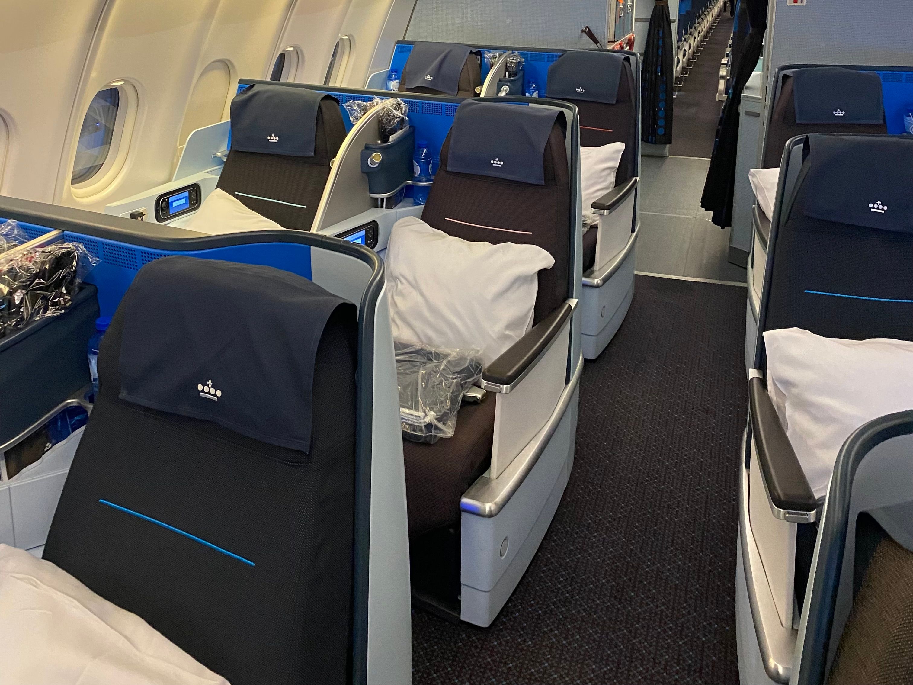 KLM World Business Cabin - Airbus A330-200