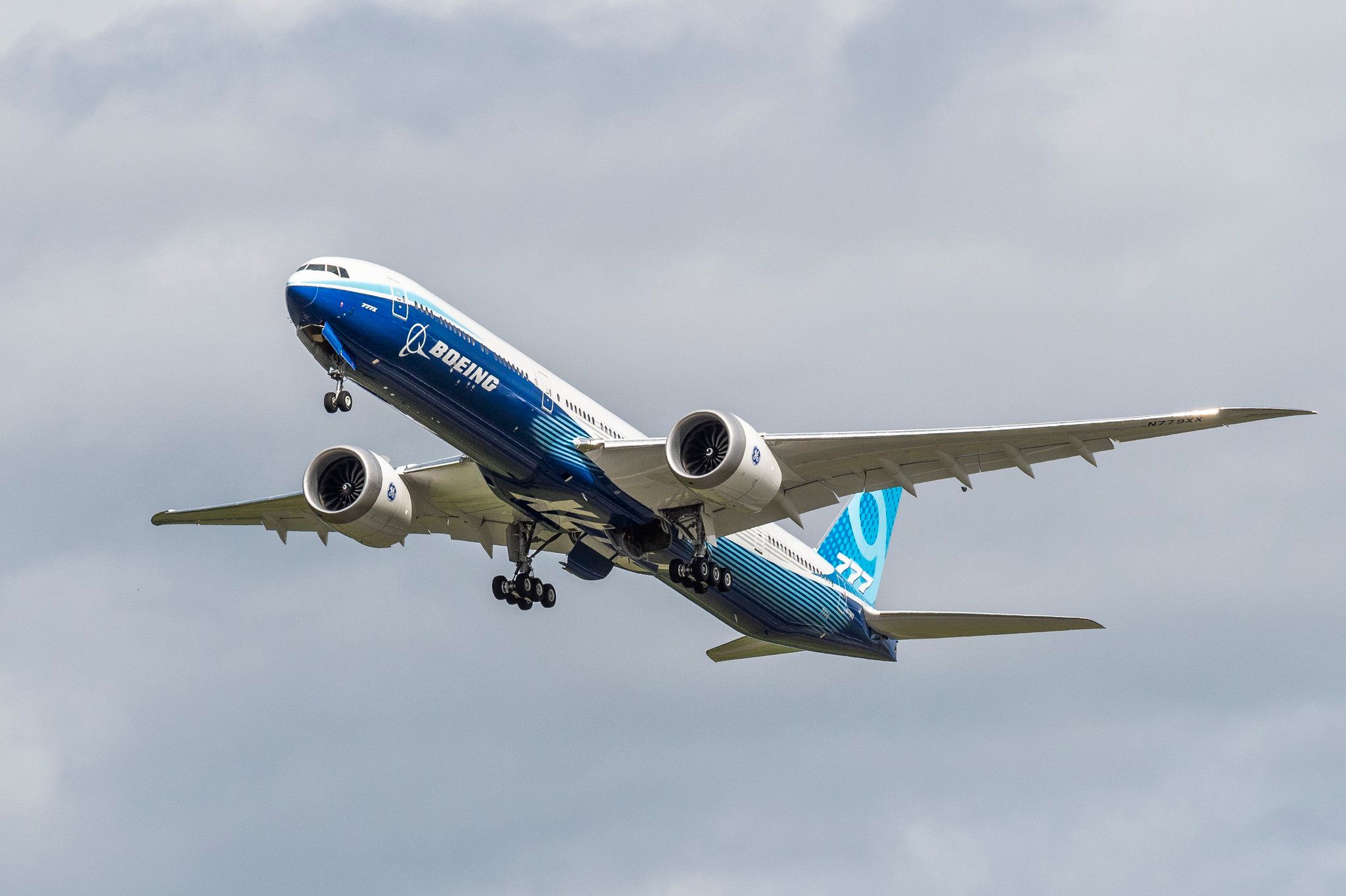 Boeing 777X Test model inflight