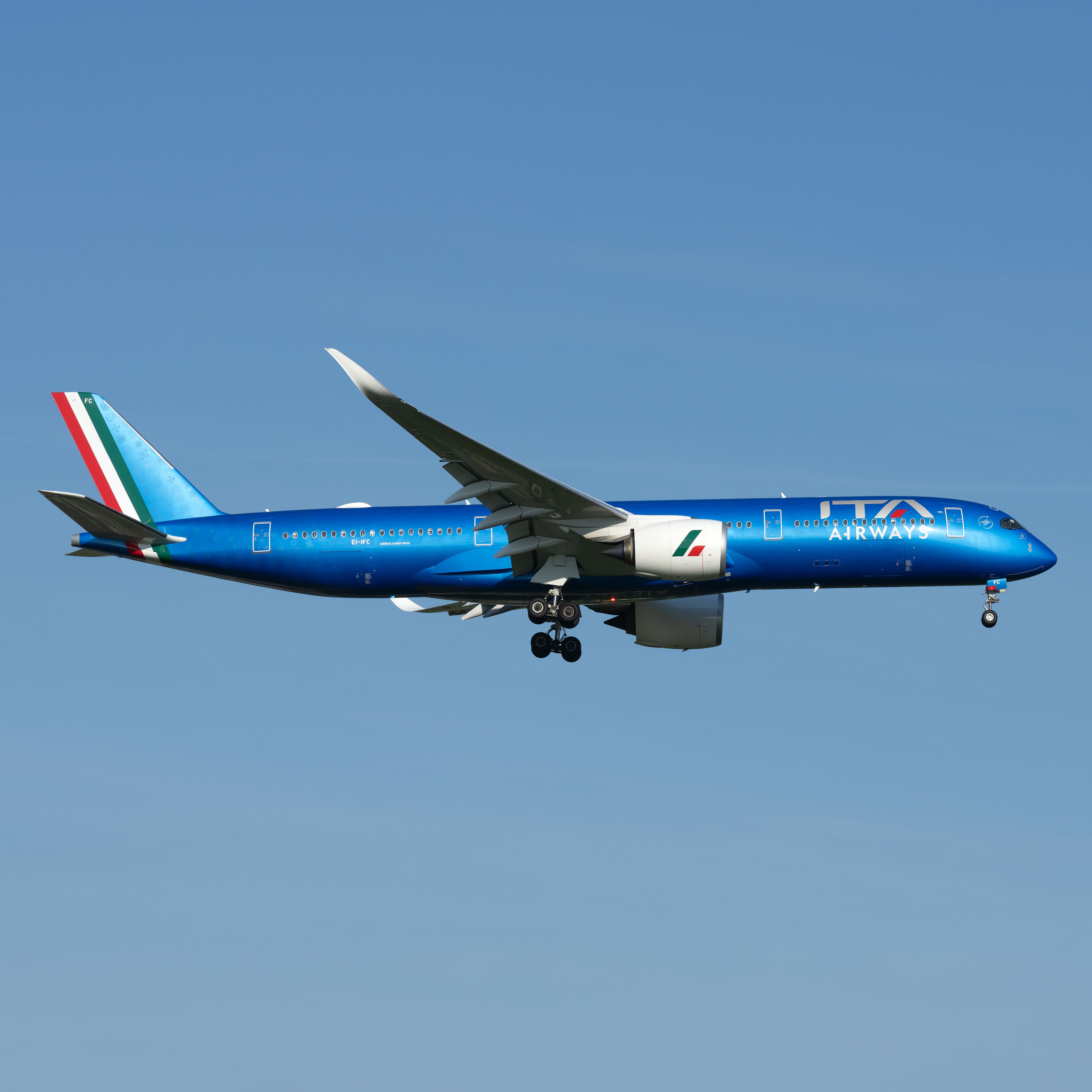ITA Airways Airbus A350-941 EI-IFC (3)