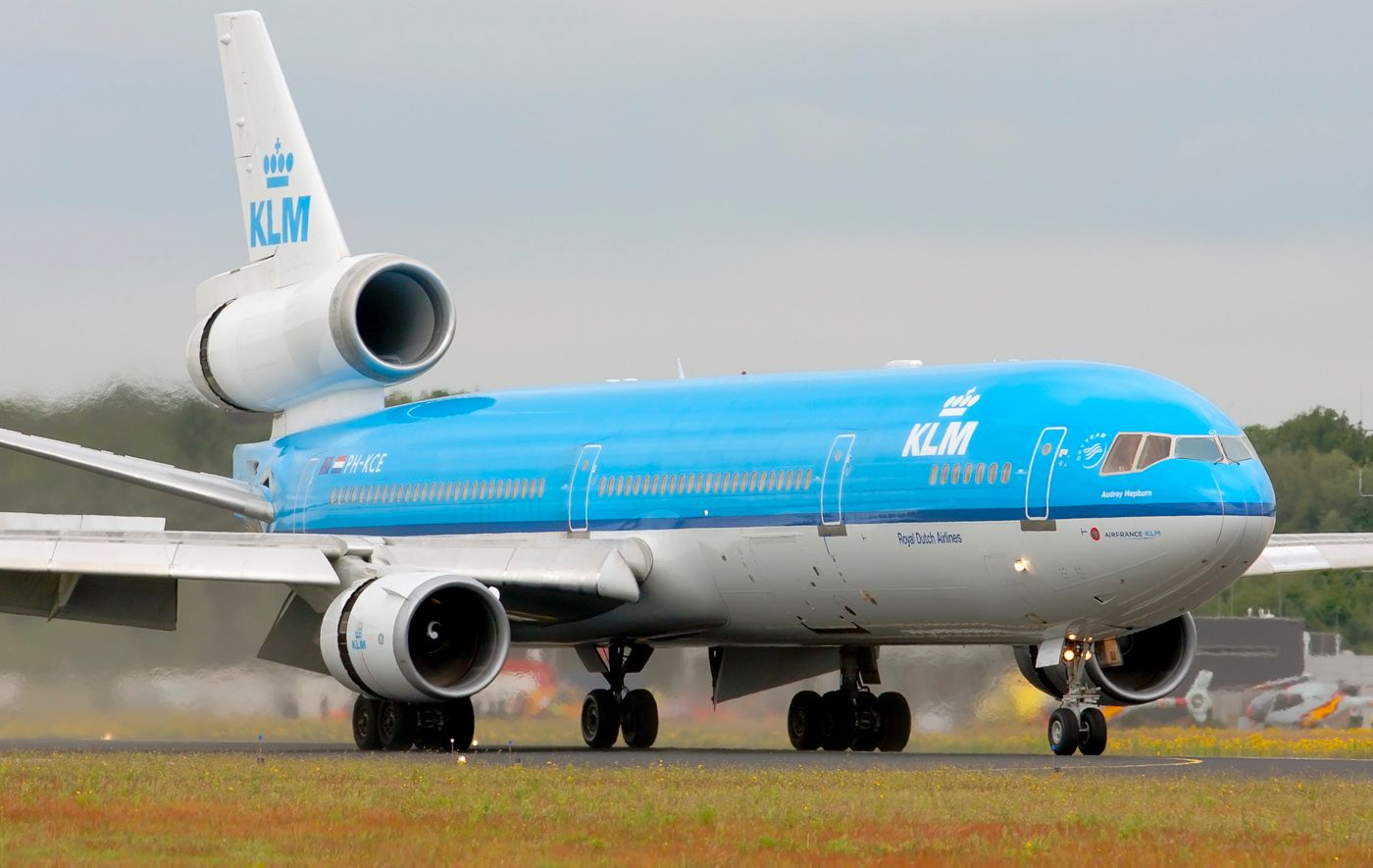 KLM MD-11 rolling out on landing