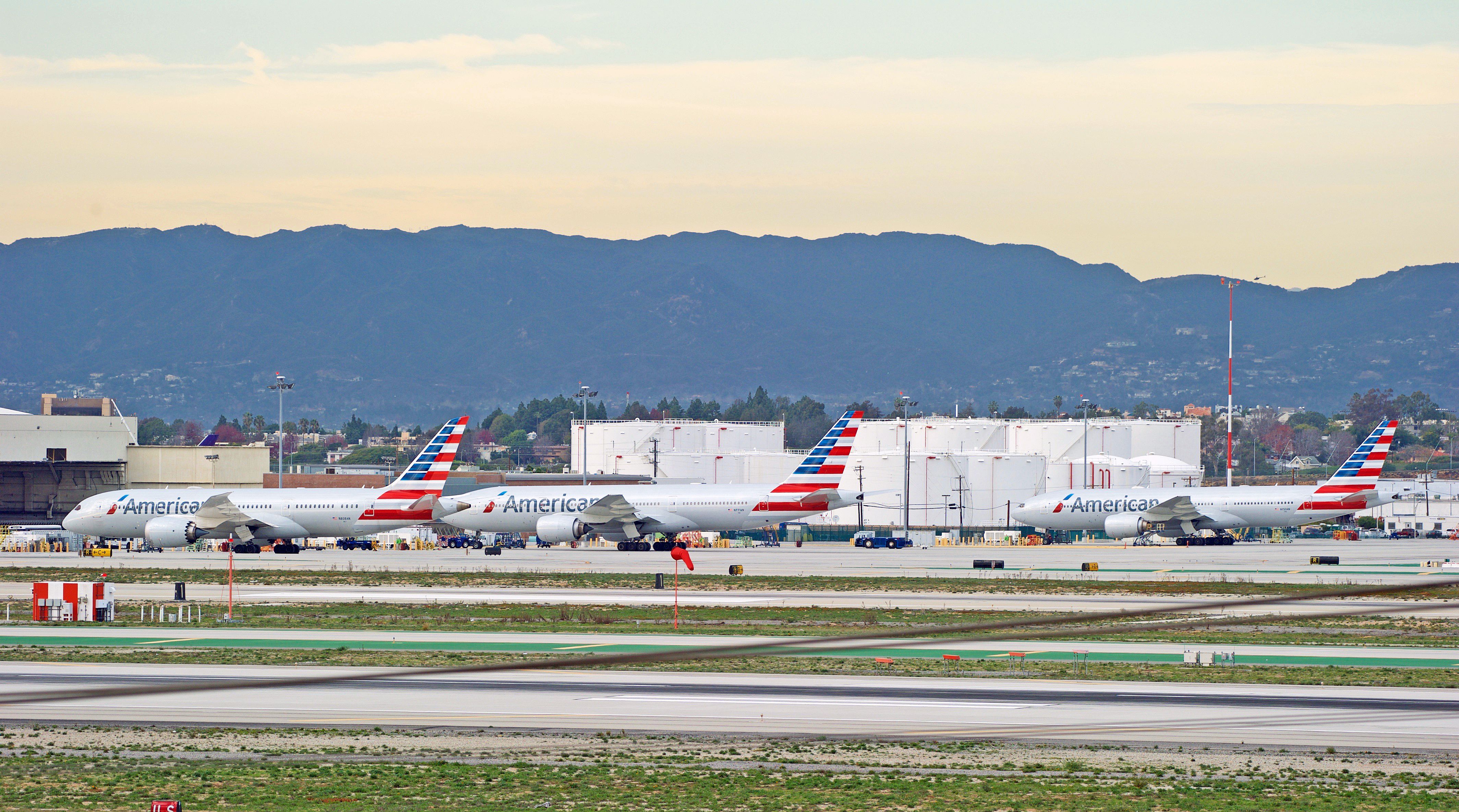 LOS ANGELESCALIFORNIA - DEC. 29, 2016 American Airlines Boeing 787 Dreamliner and two Boeing 777 aircraft in a holding pattern at Los Angeles International Airport, Los Angeles, CA