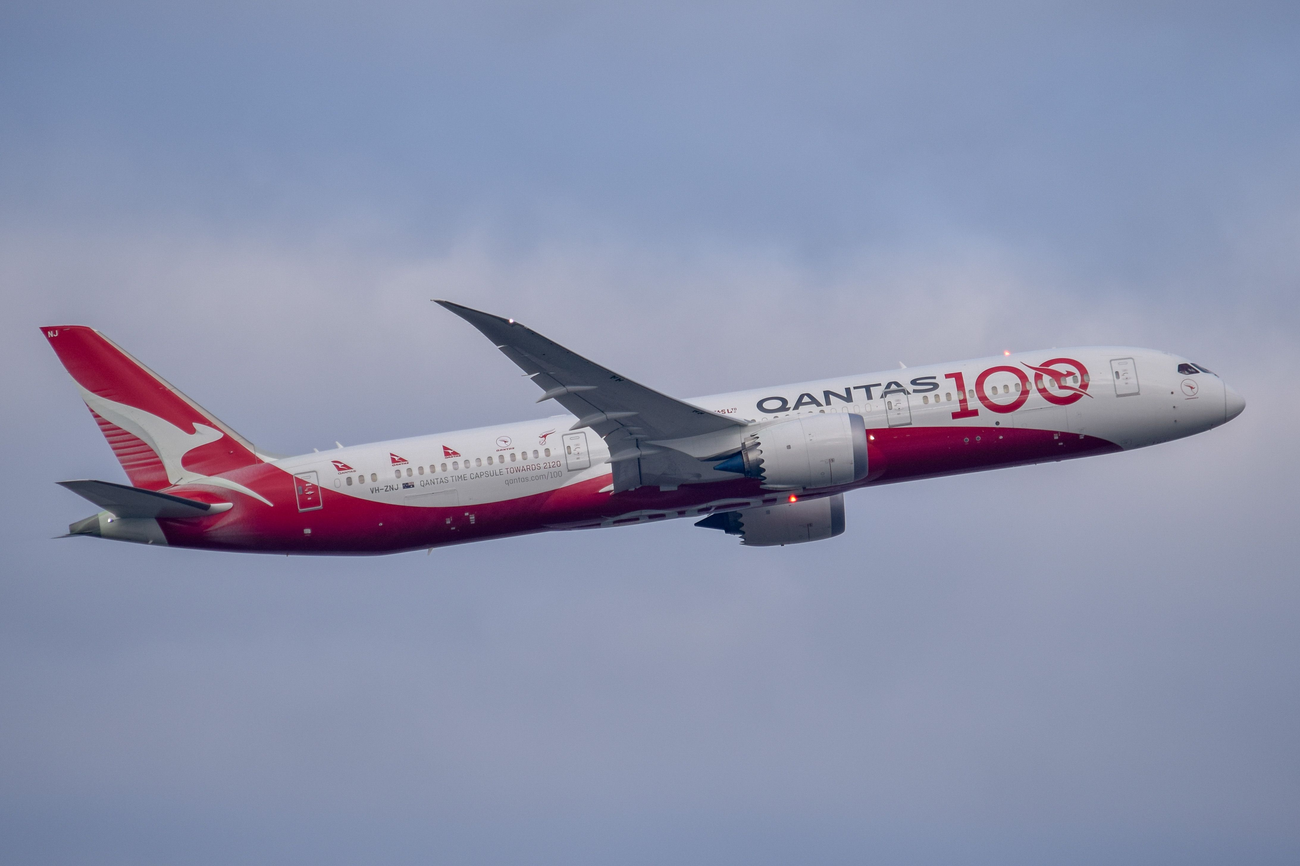 Qantas 787 100-year livery aircraft