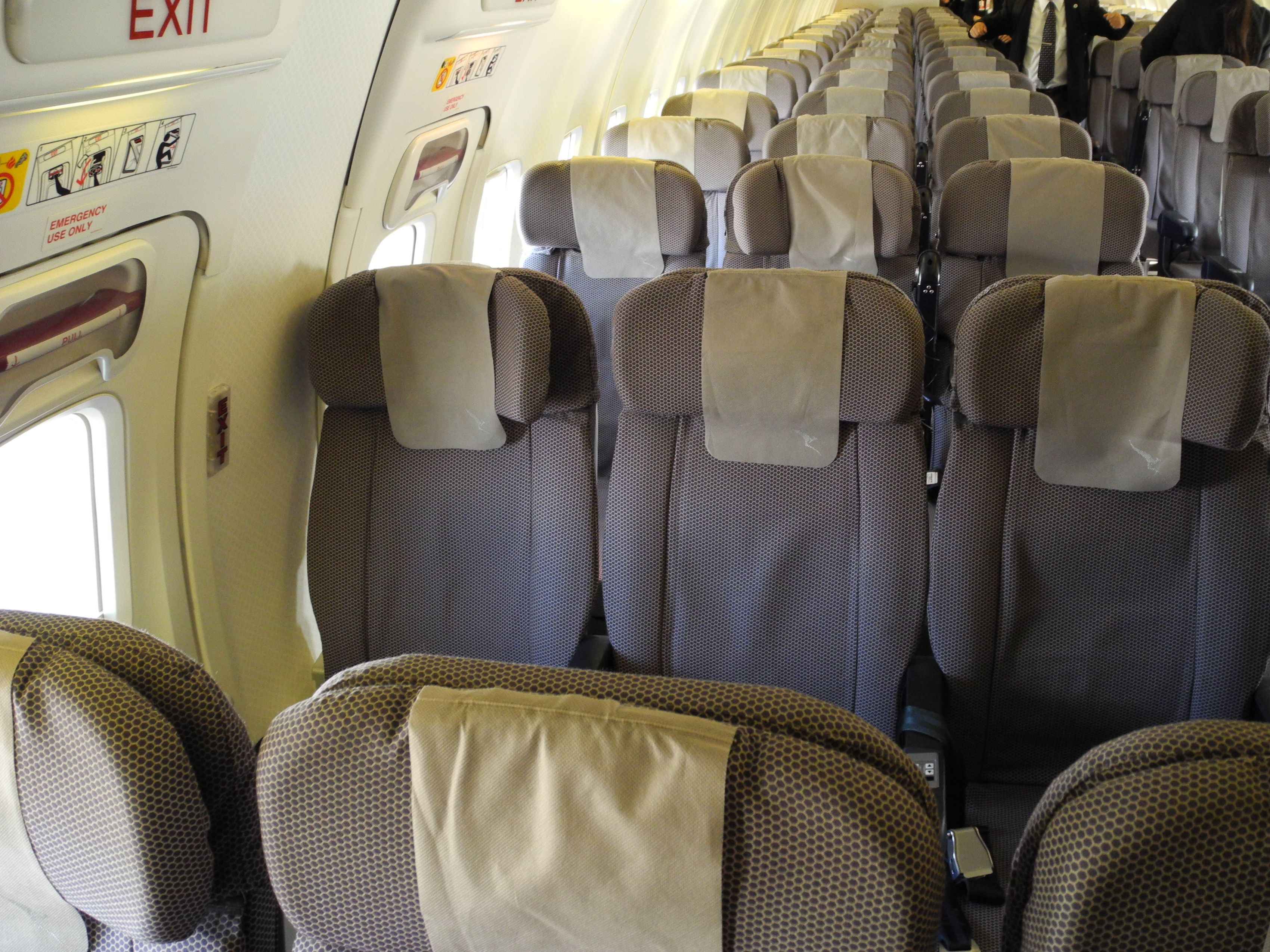 Seats_on_an_airplane