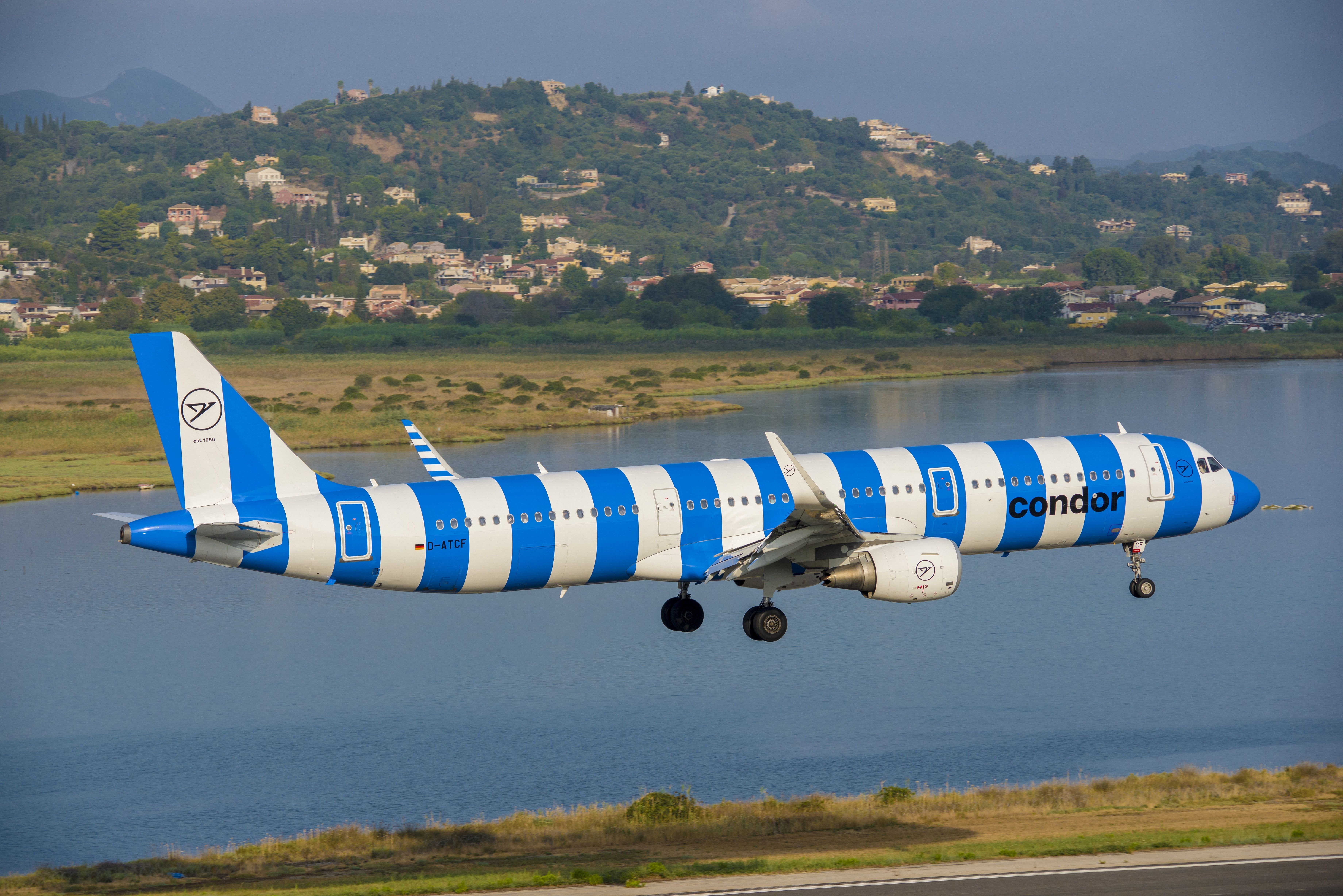 Condor Airbus A321-200 | D-ATCF