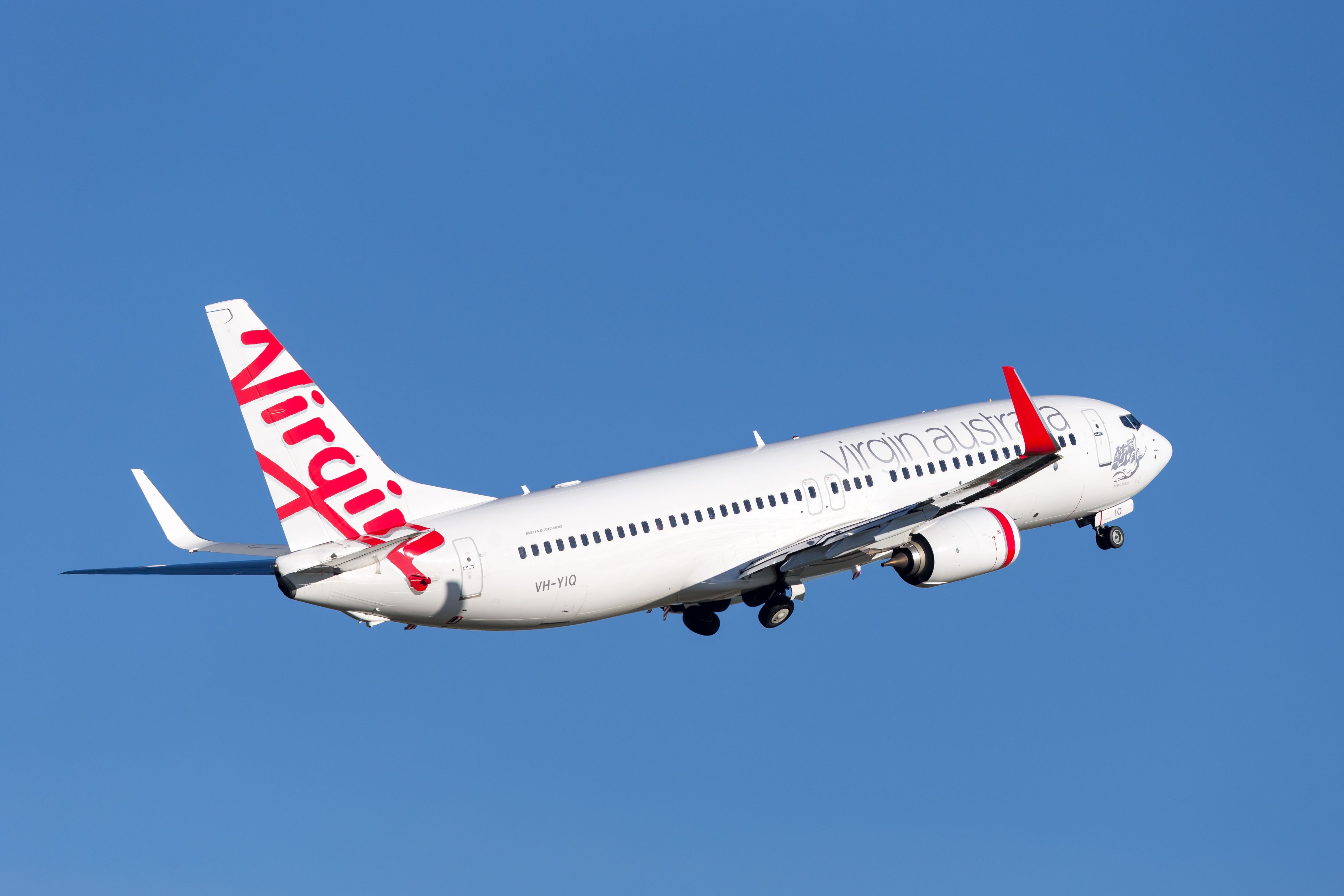 Virgin Australia 737-800 Taking Off