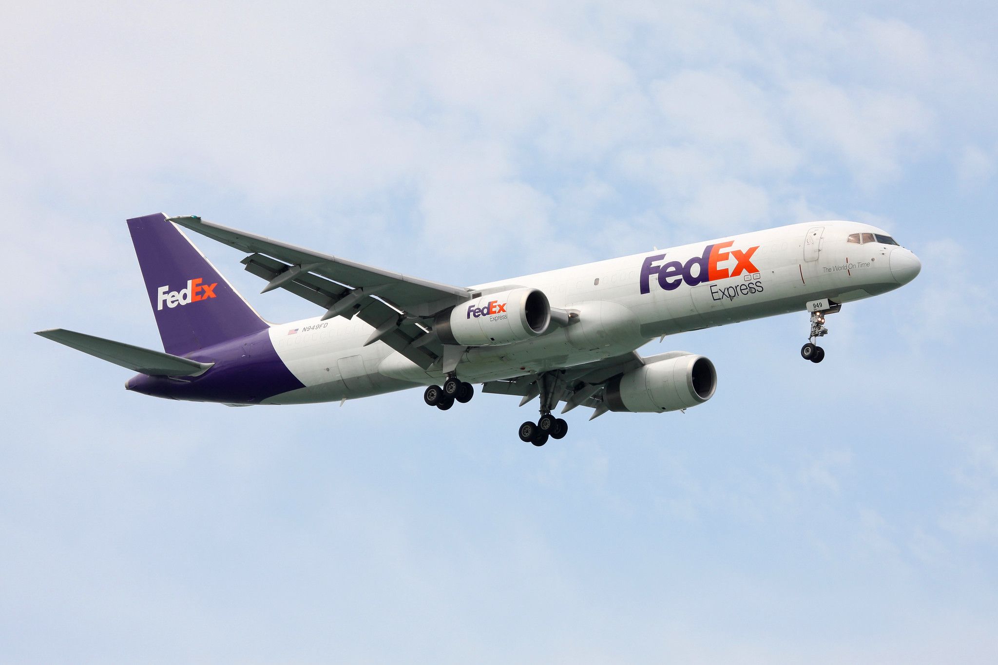 ex-british airways boeing 757 now in use with FedEx