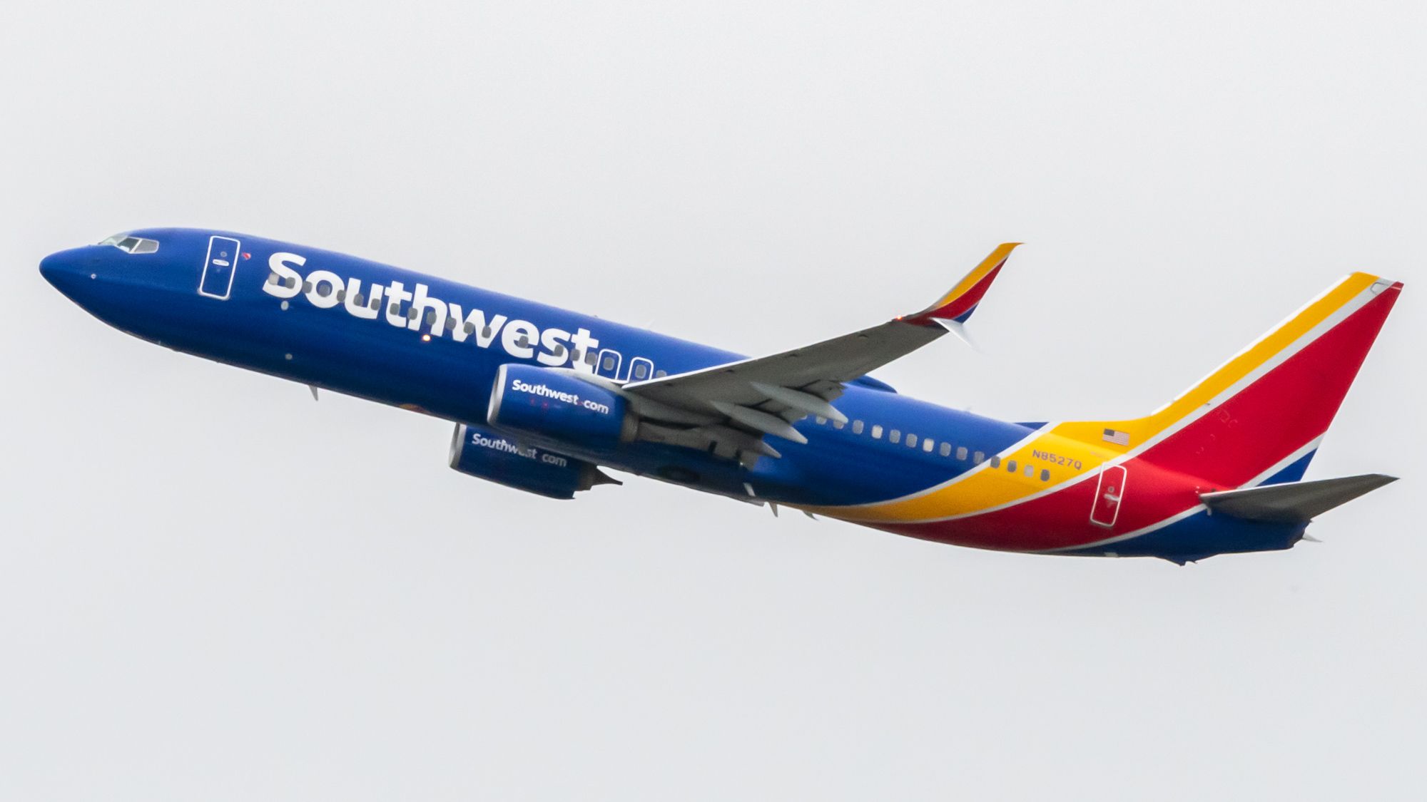 Rising Southwest Boeing 737-8H4(WL) Into Seattle Overcast