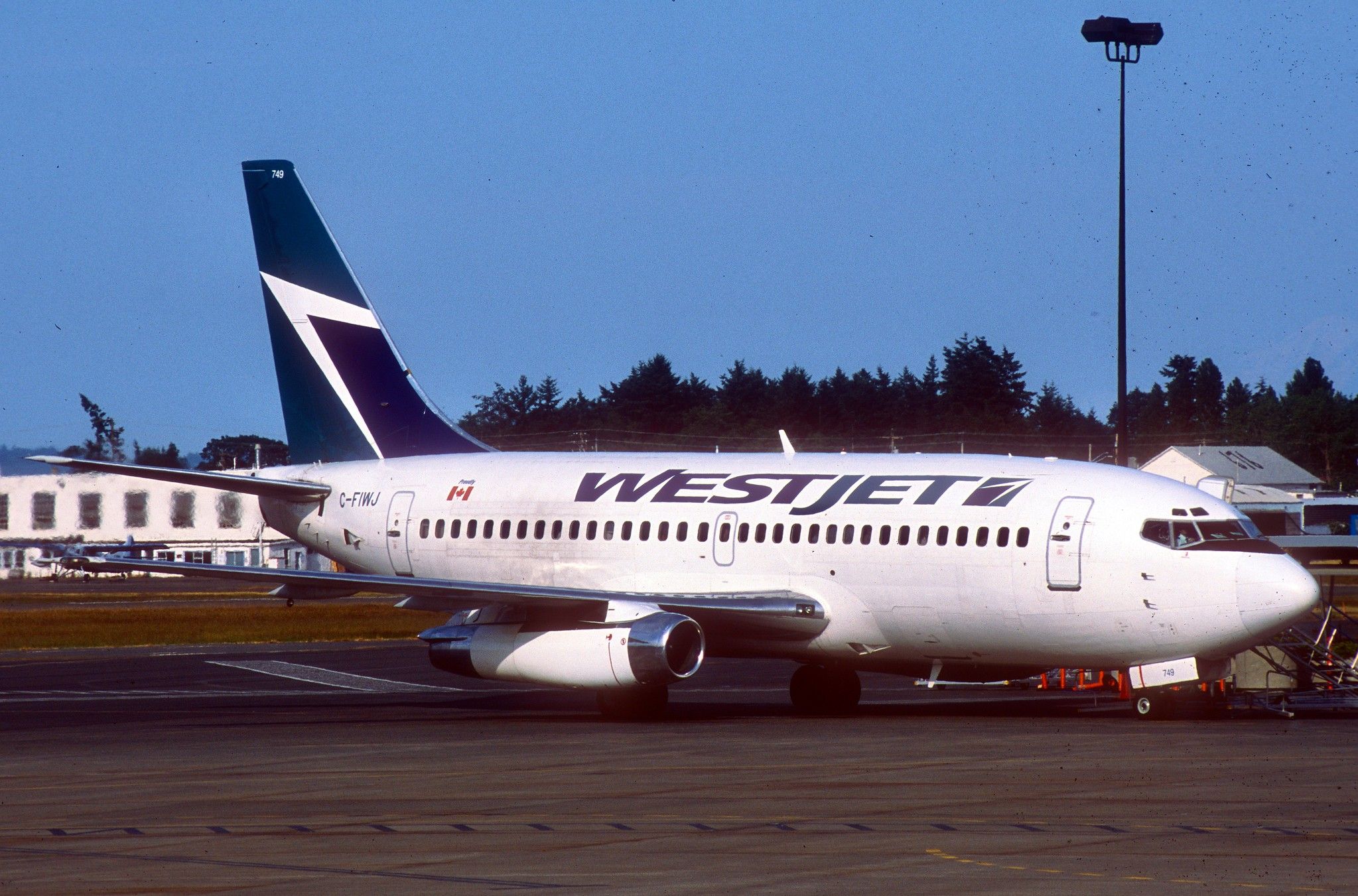 WestJet Boeing 737-200