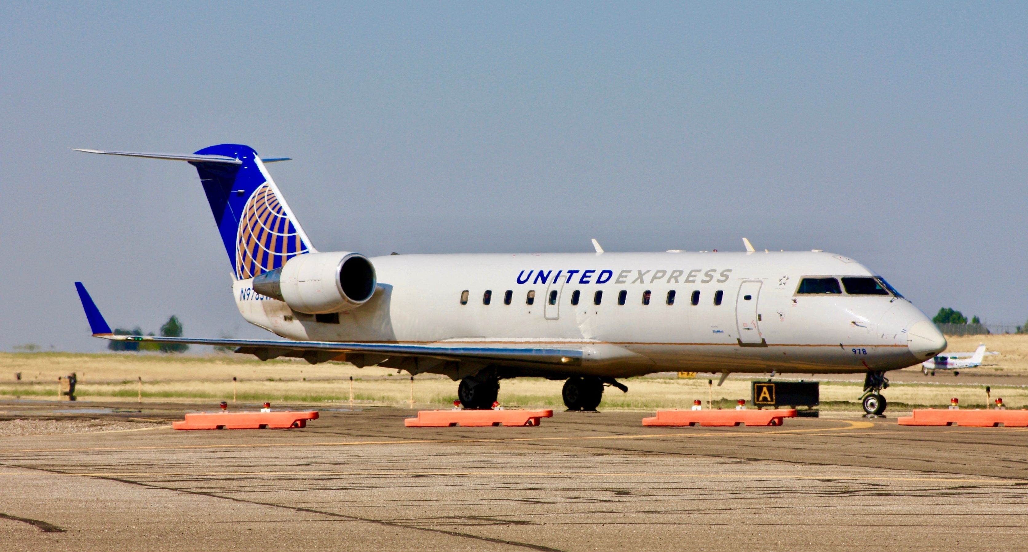 A United Express CRJ-200ER at Idaho Falls Regional Airport 