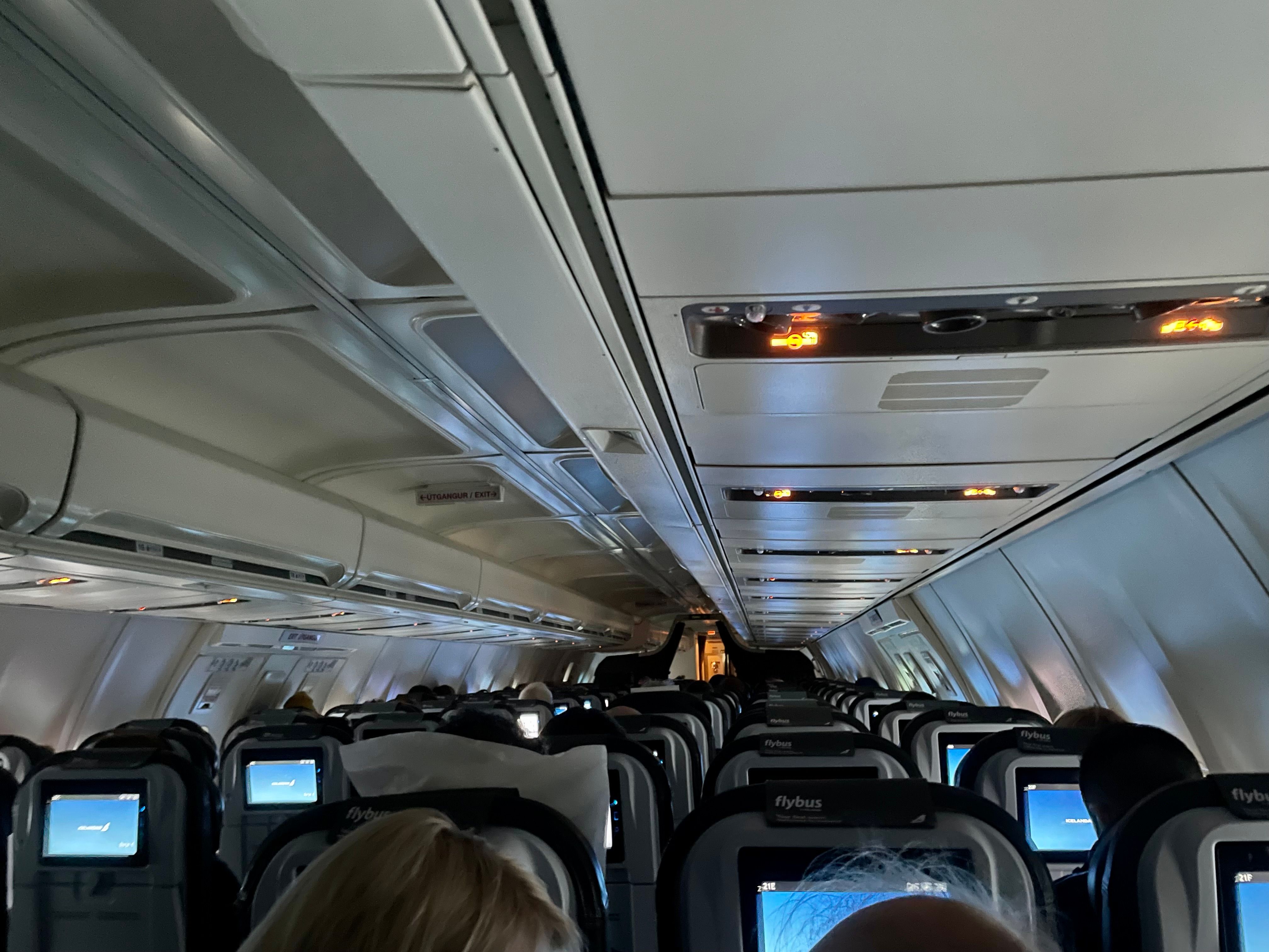 Flight Review: Icelandair Dash 8 Q400 From Akureyri To Reykjavík