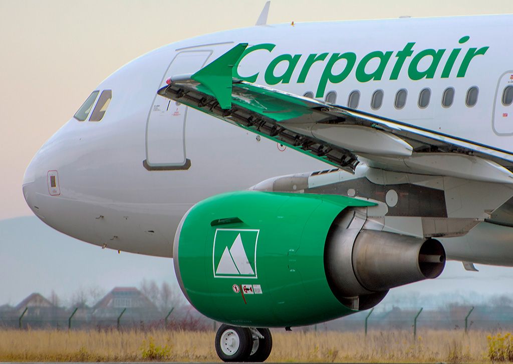 CARPATAIR Airbus A319-