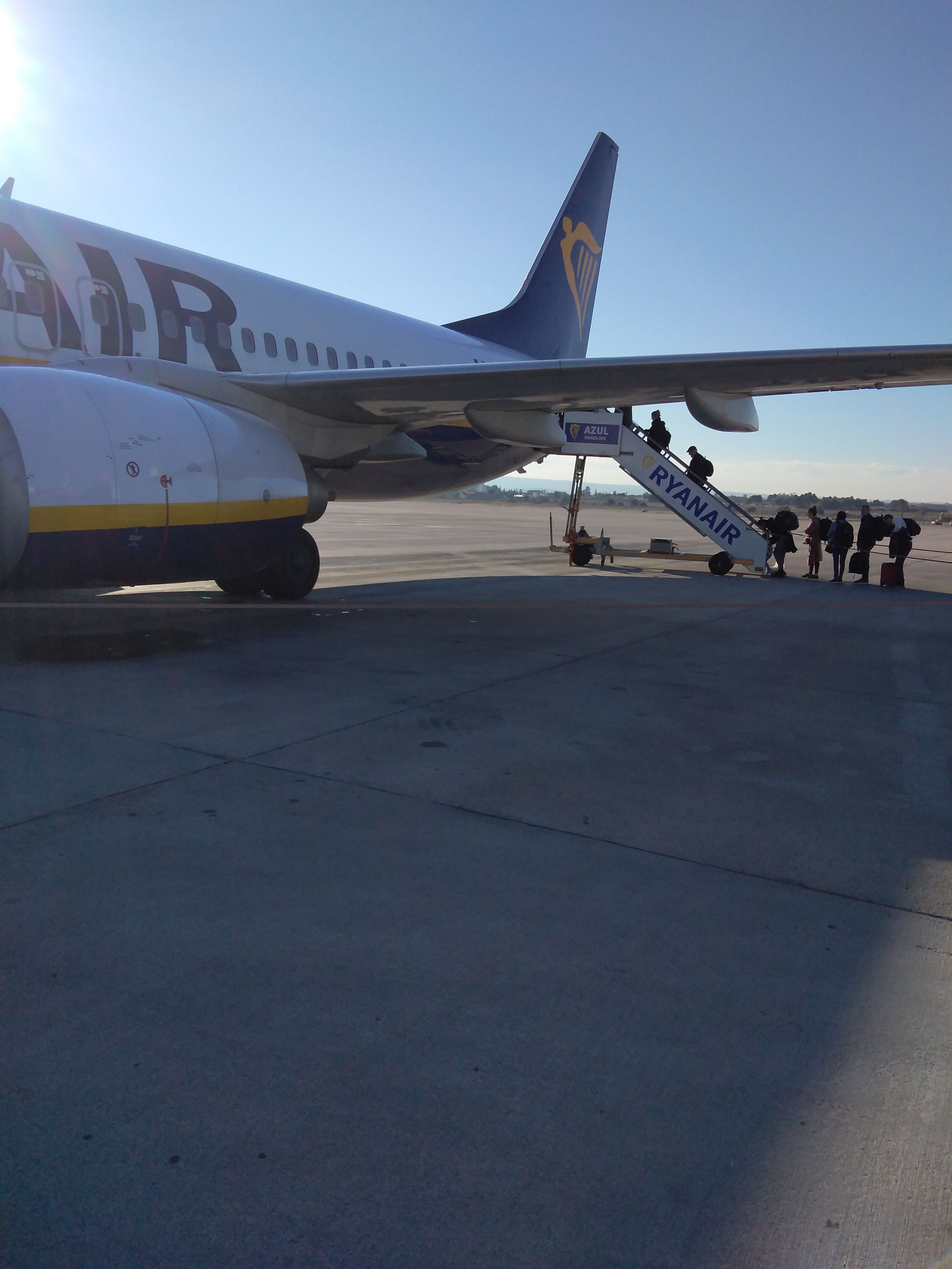 Onboard Experience On Ryanair's Boeing 737800 & MAX 8200 Compared