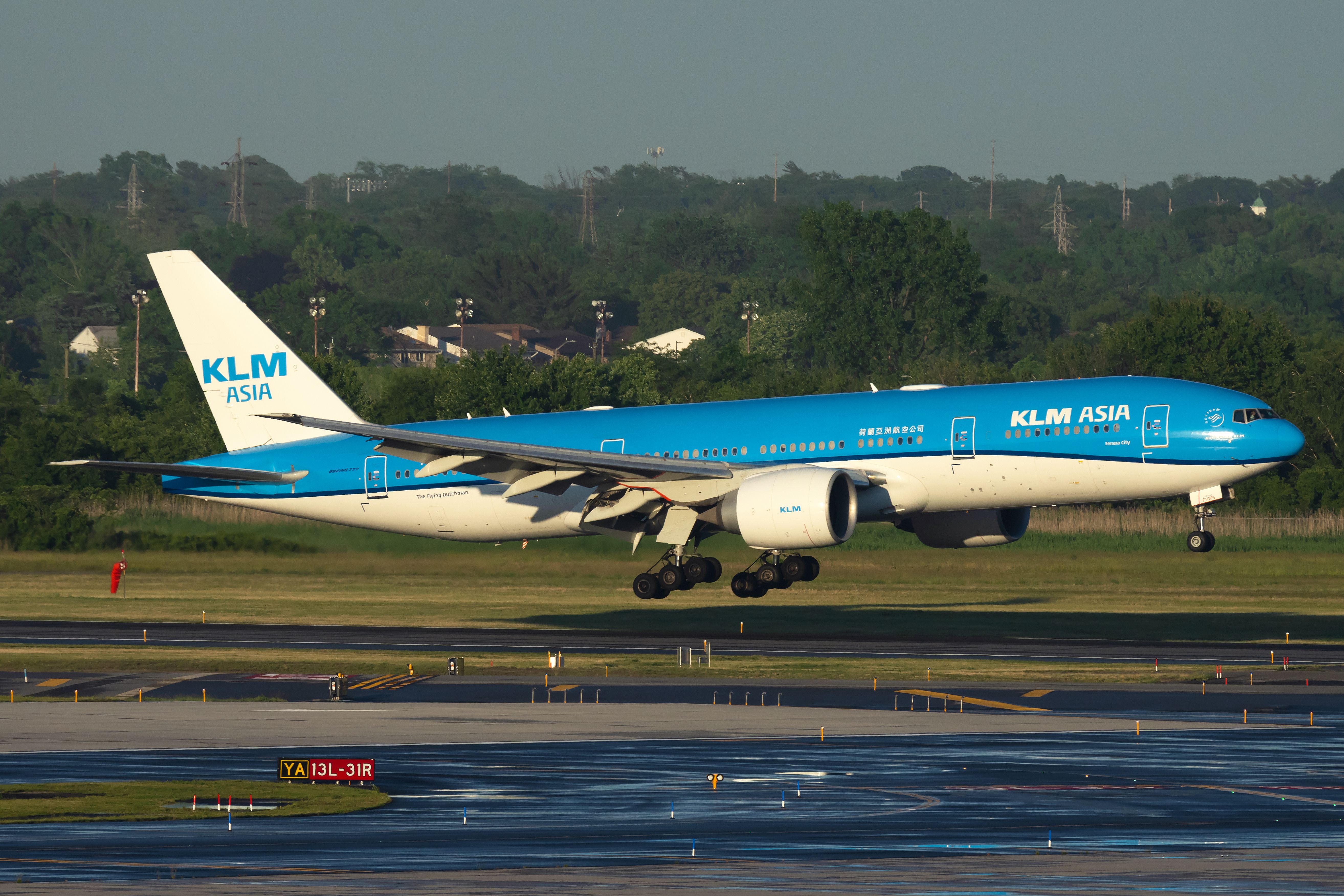 A KLM Boeing 777-200(ER) landing at JFK. 
