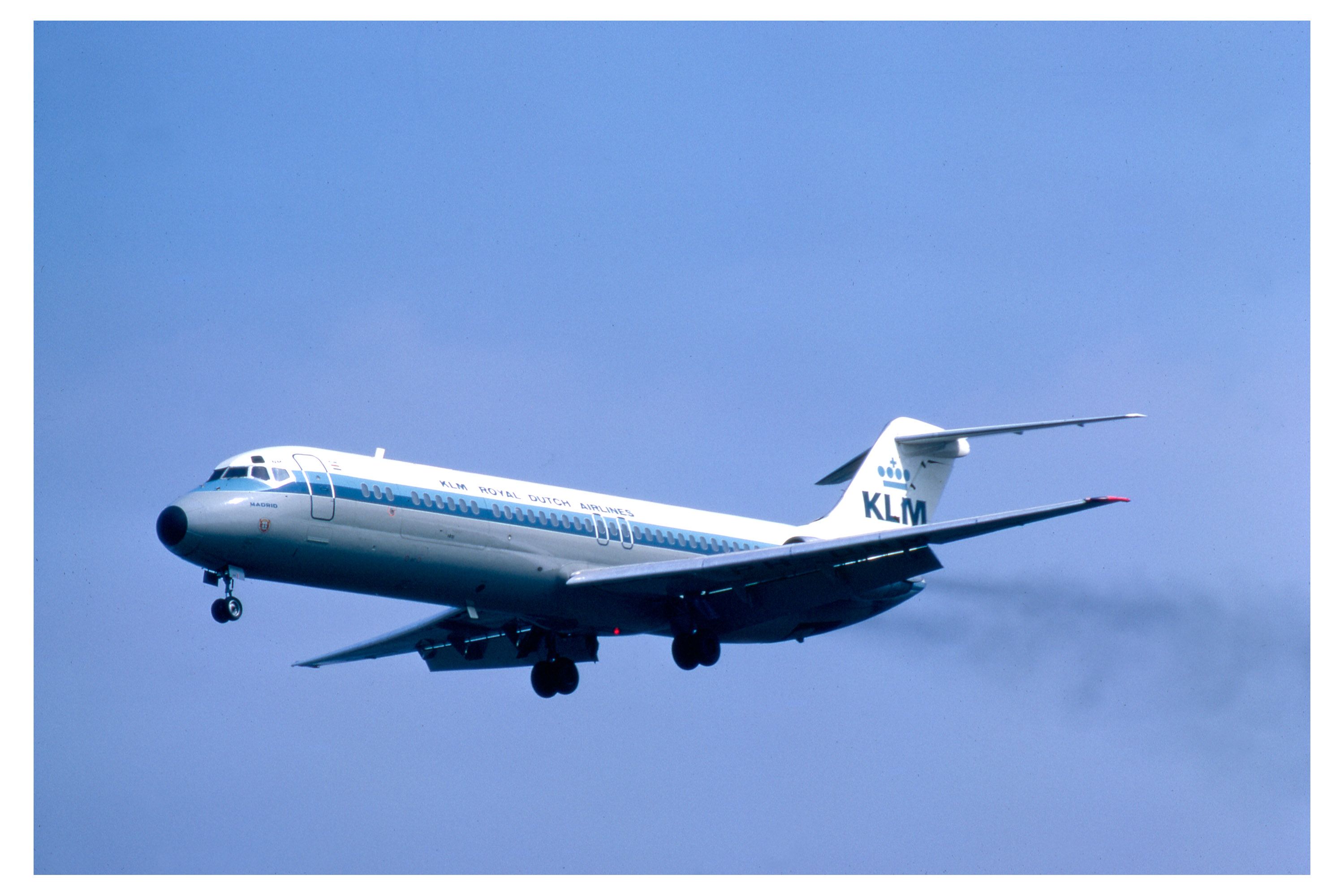 KLM DC-9
