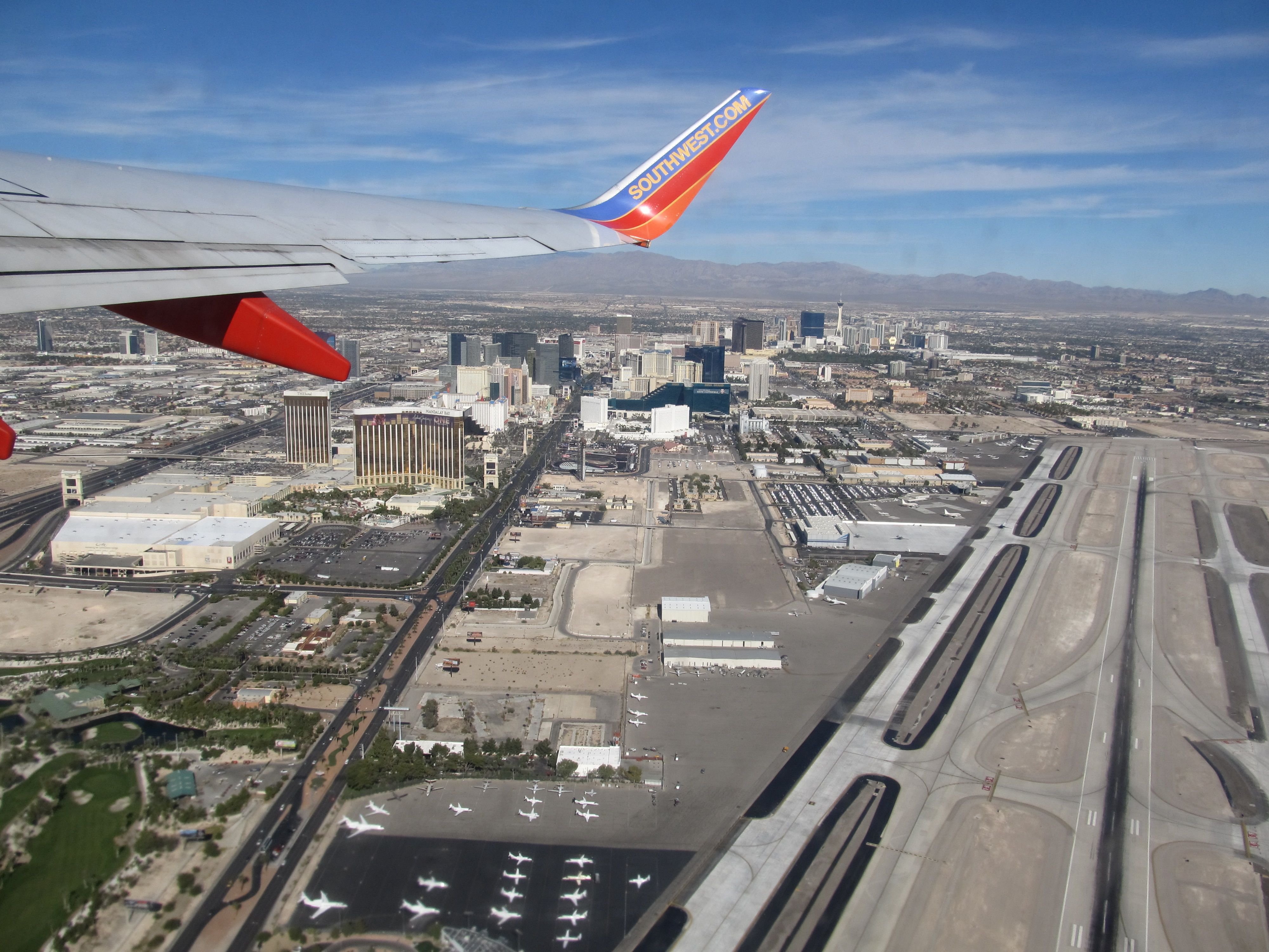 McCarran_International_Airport,_Las_Vegas,_Nevada_(10753686934)