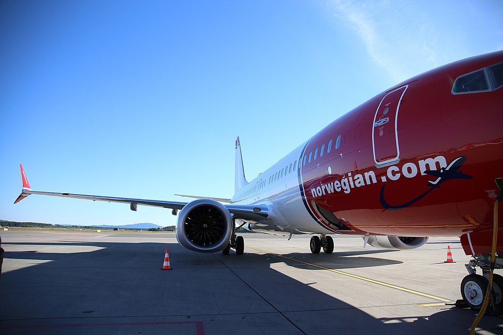 Norwegian_Boeing_737_MAX_8 (1)