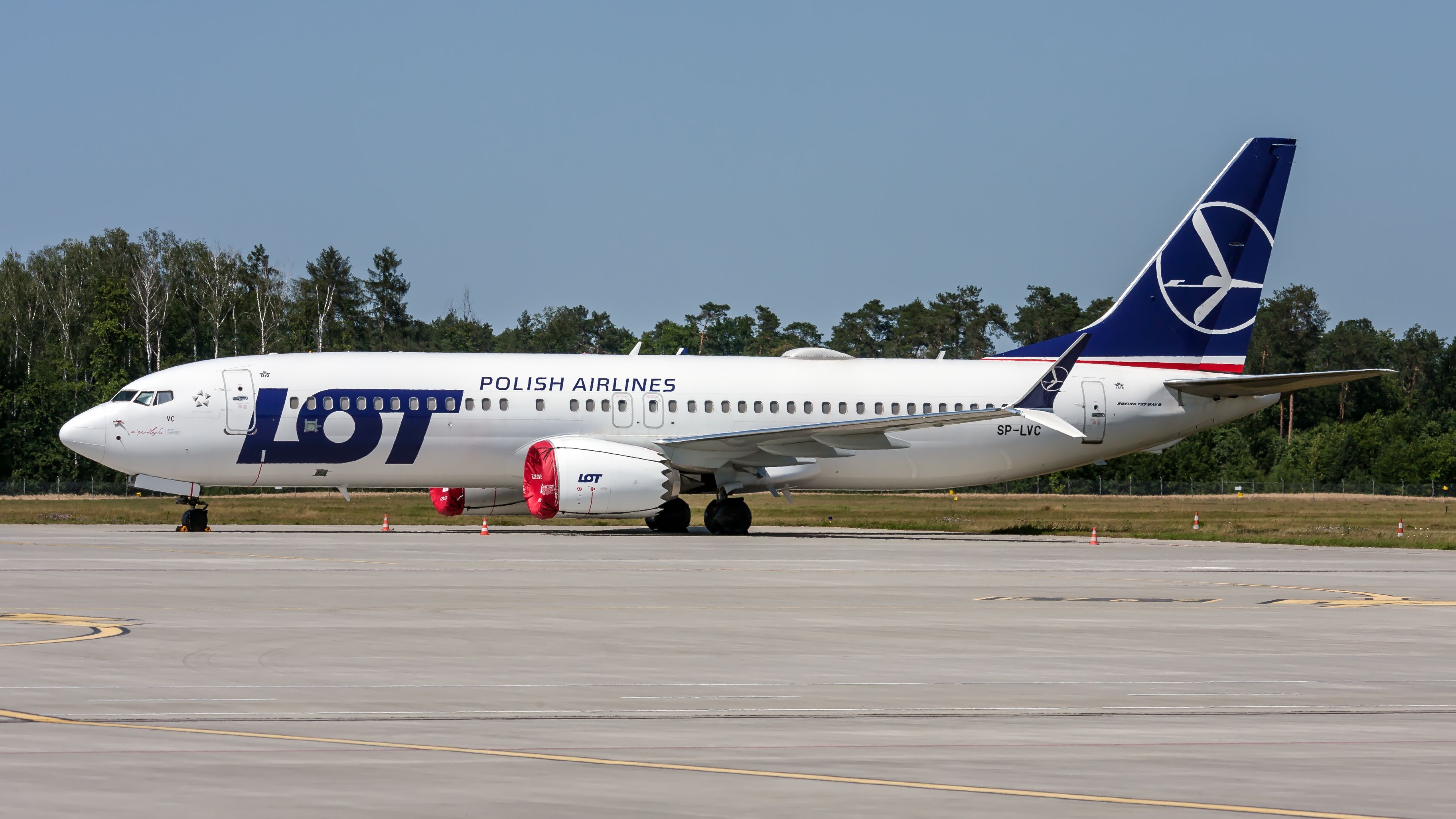 LOT Polish Airlines Boeing 737 MAX
